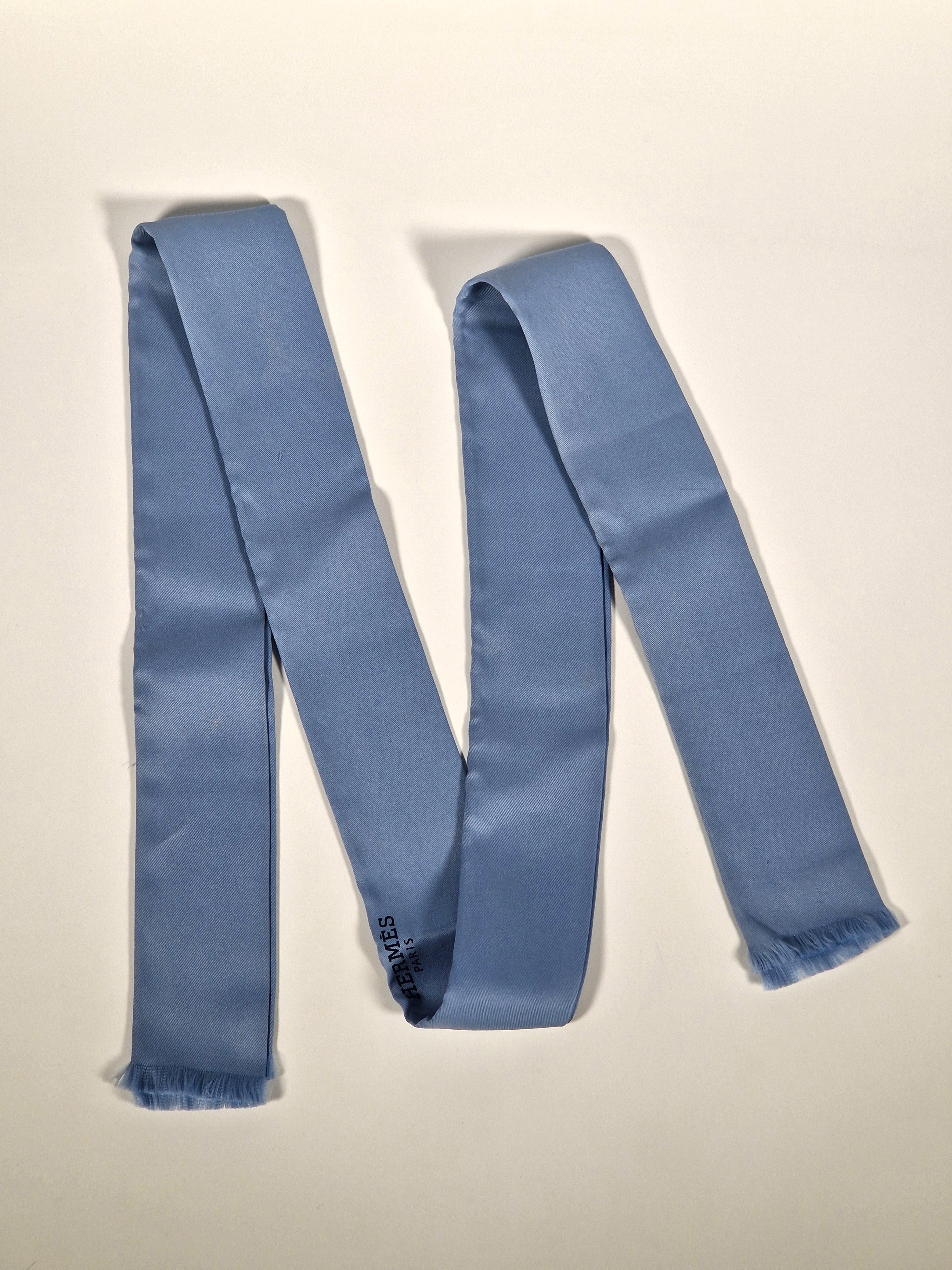 Hermès Silk Scarf Ties blue