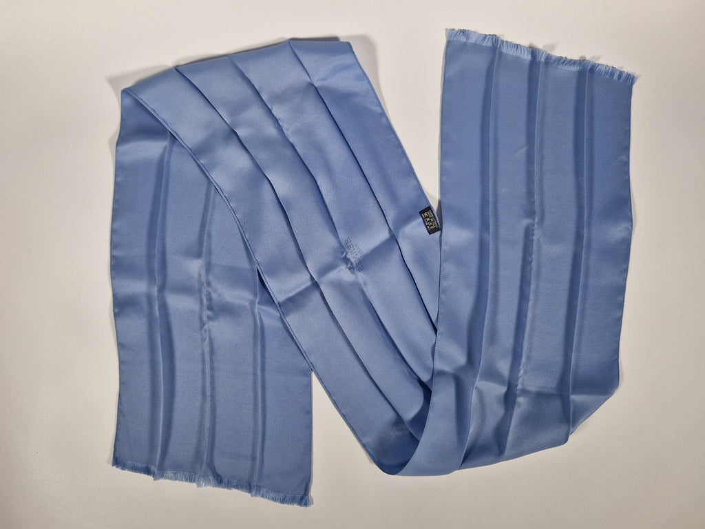 Hermès Silk Scarf Ties blue
