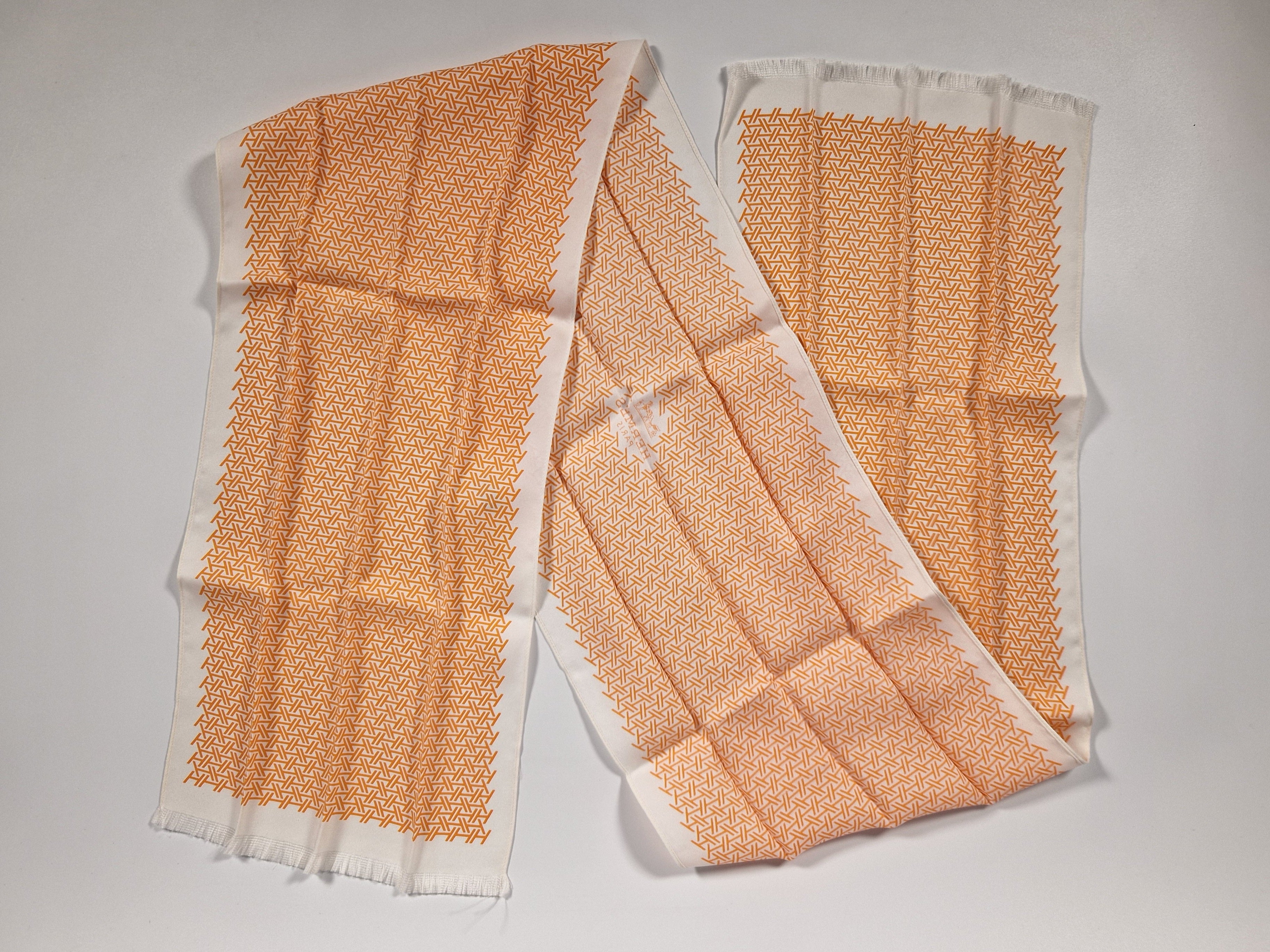 Hermès Silk Scarf Ties Orange/white