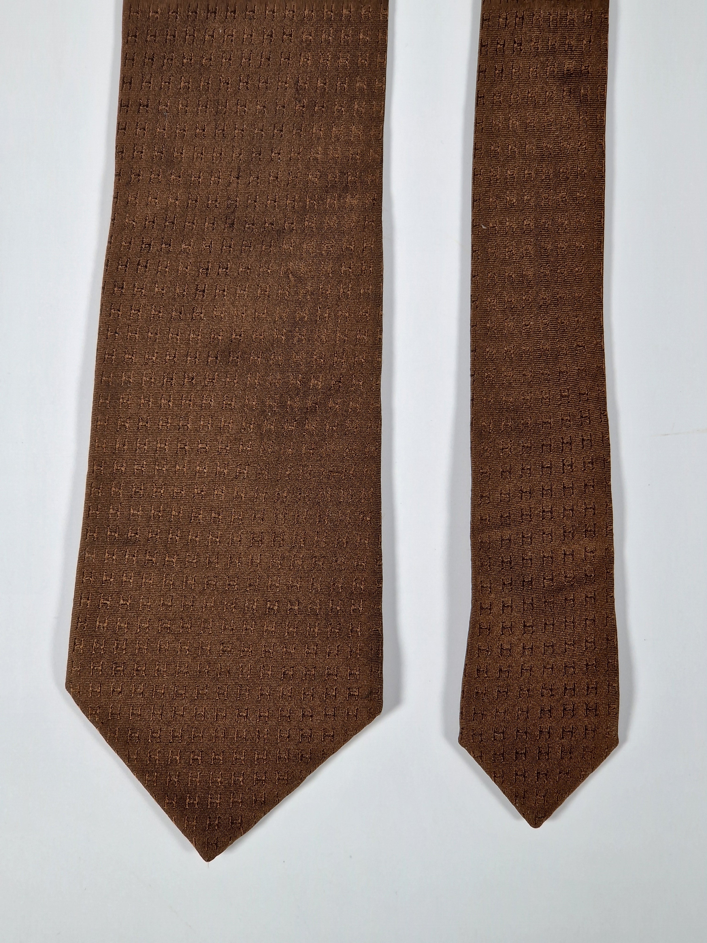 Hermés Brown Faconnee H Tie