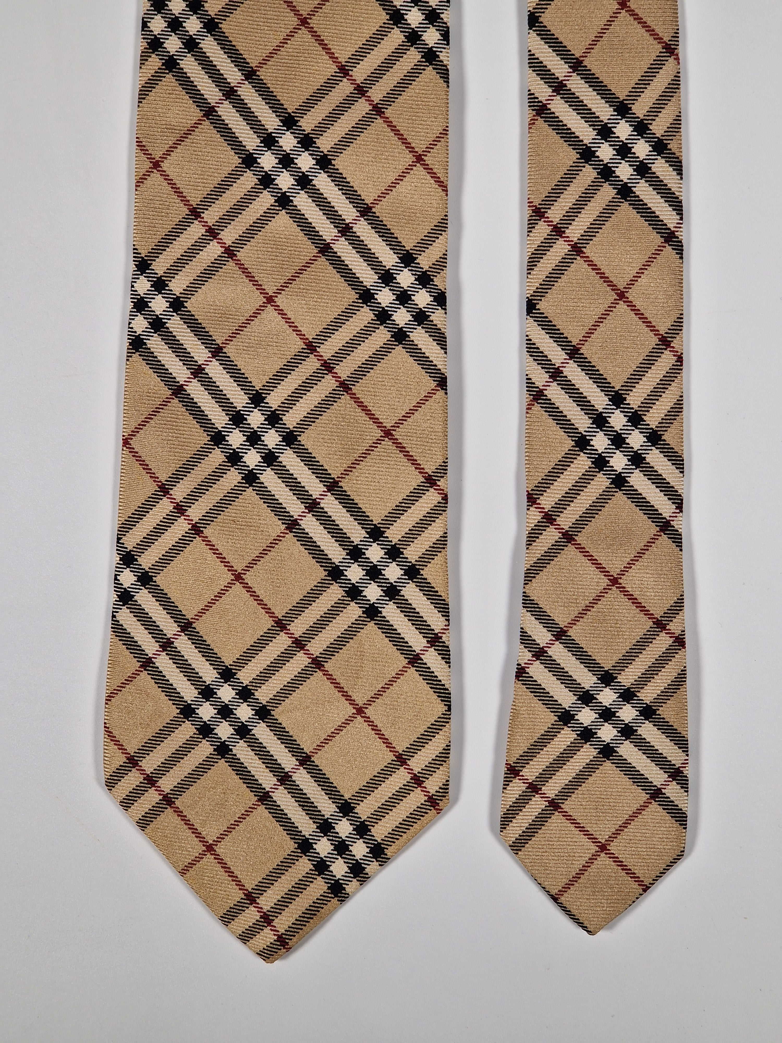 Burberry silk tie