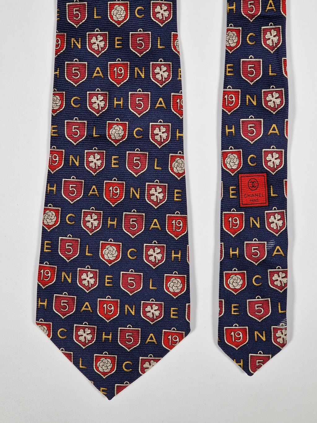 Chanel silk tie