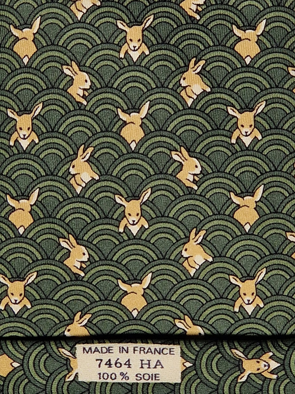 Hermès silk tie green whimsical rabbit and waves 7464 HA