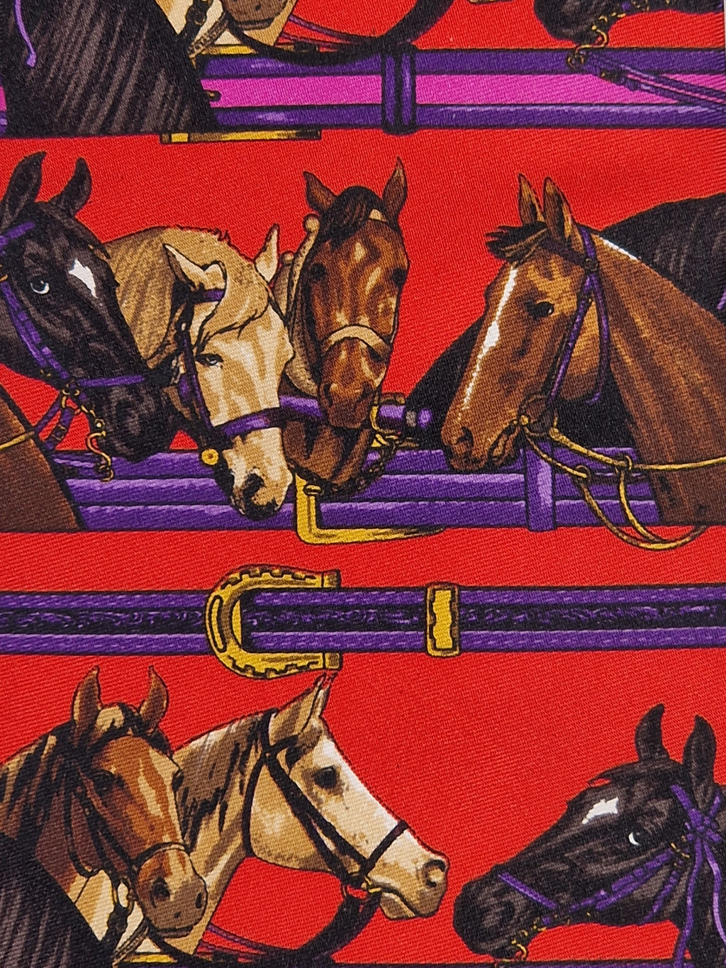 Gucci tie with Horse pattern