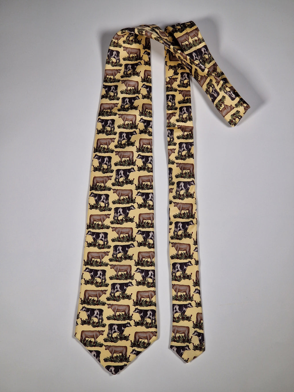 Burberrys Vintage silk tie cows