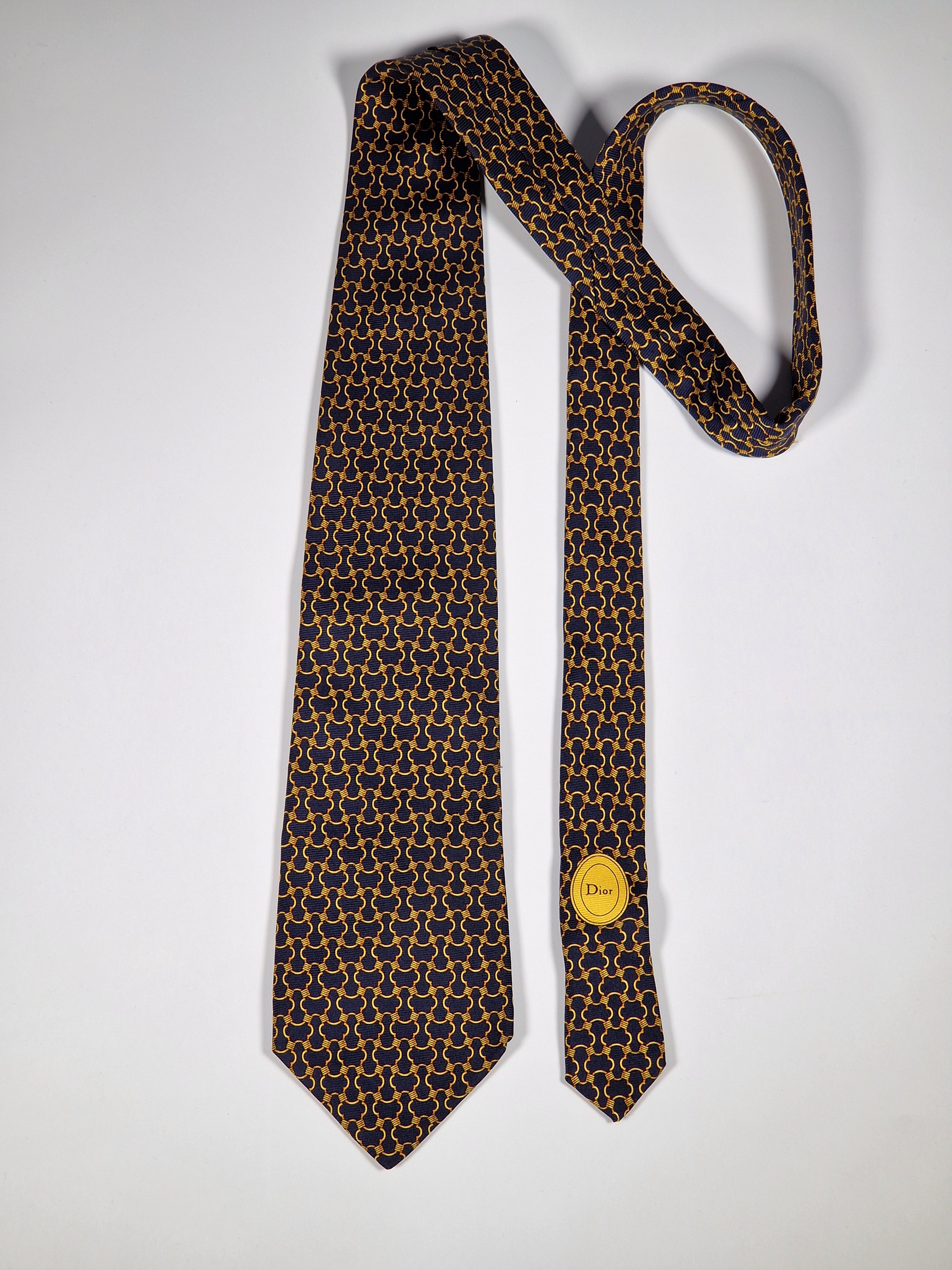 Dior tie