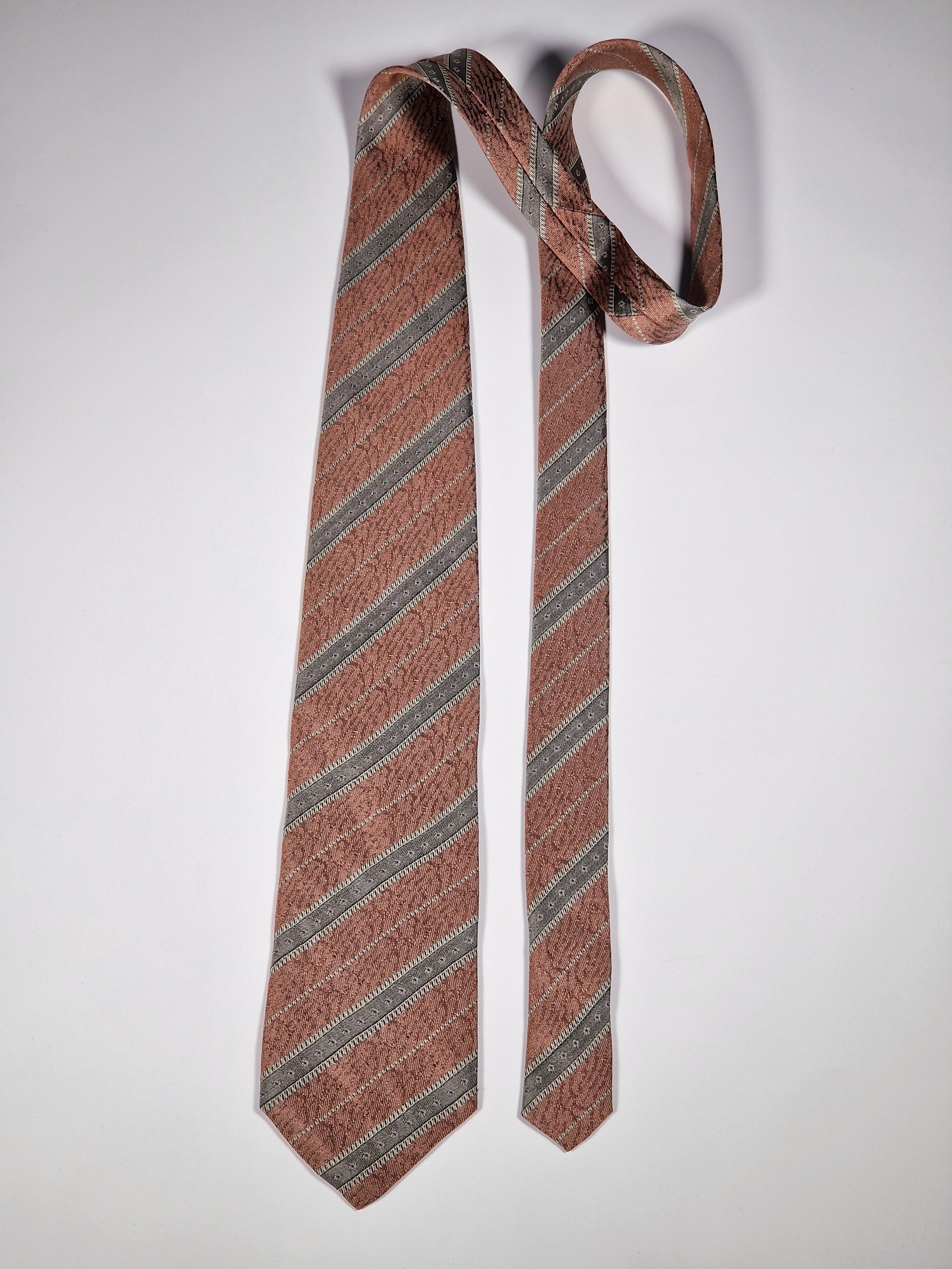 Dior tie