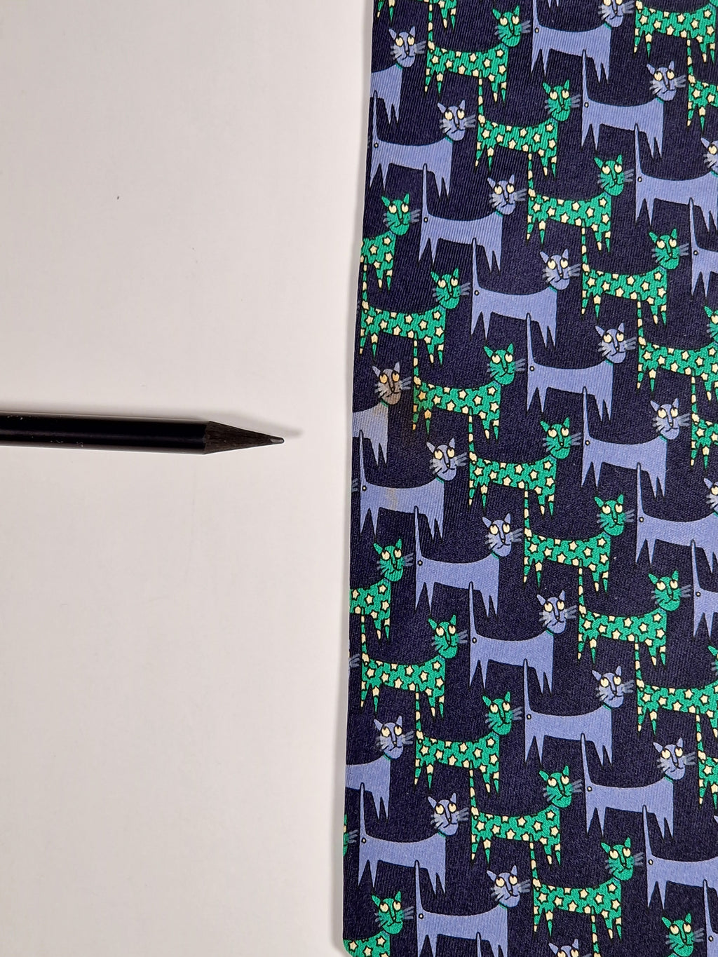 Dior tie cat patter