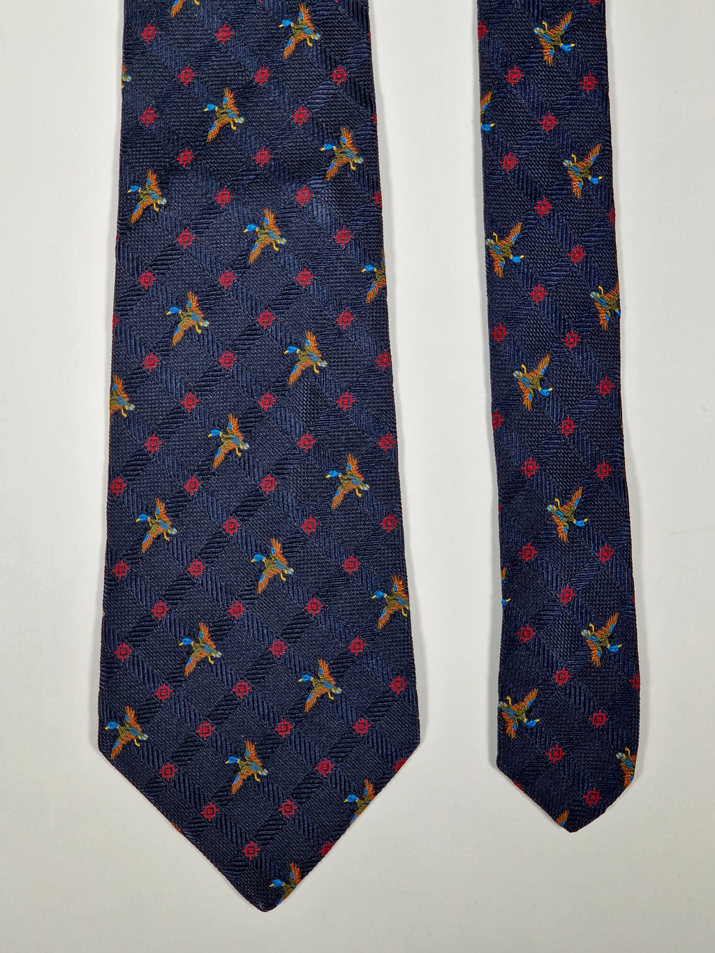Salvatore Ferragamo tie jaquard woven.