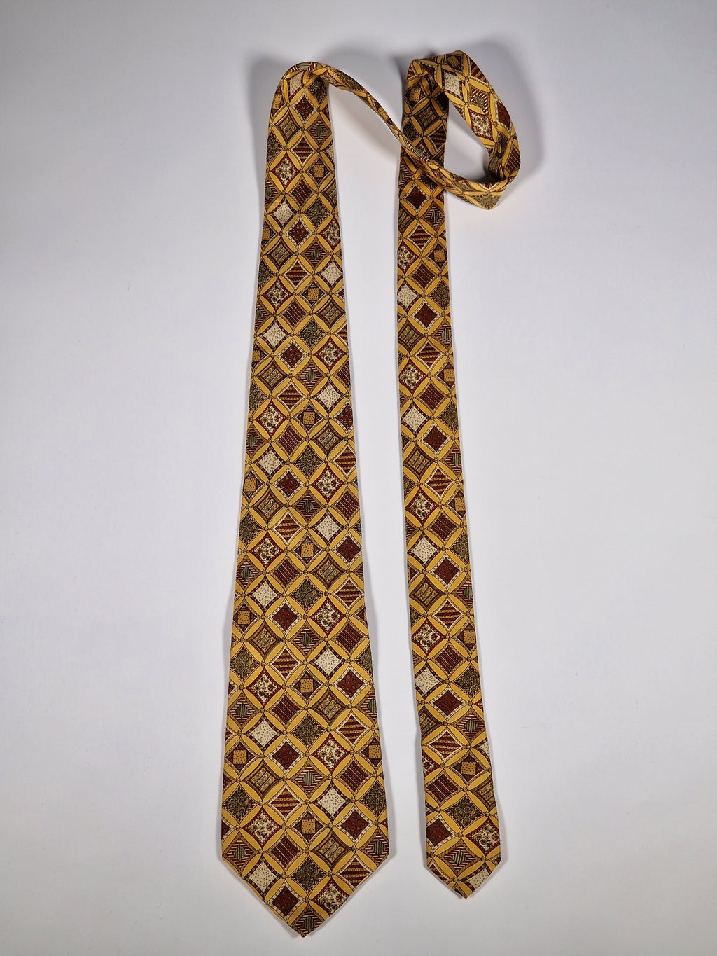 Salvatore Ferragamo tie