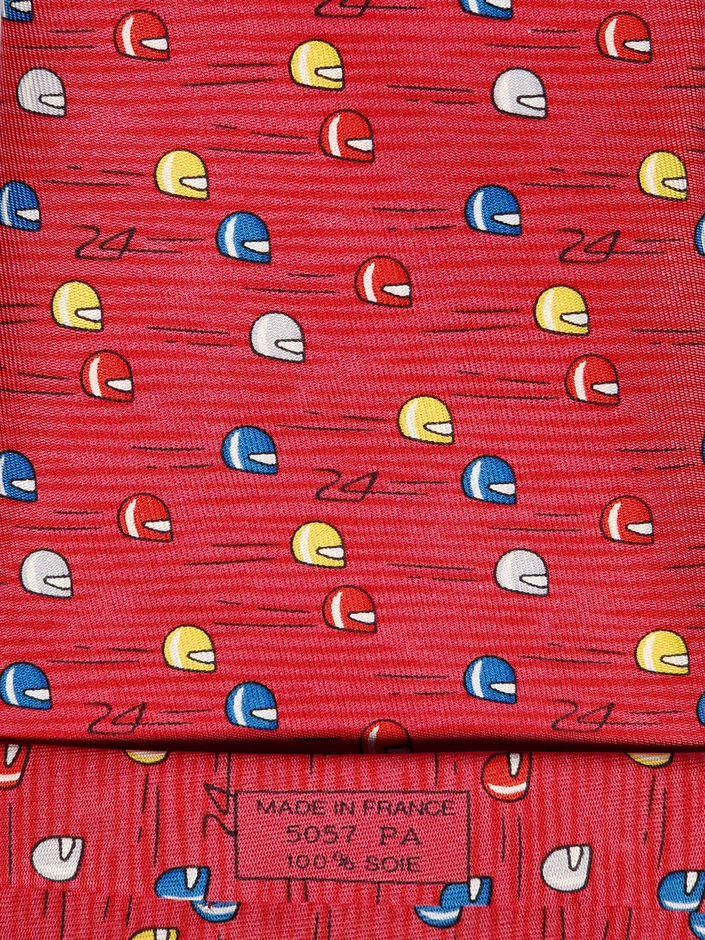 005057 Hermés 5057 PA "Le Mans" tie