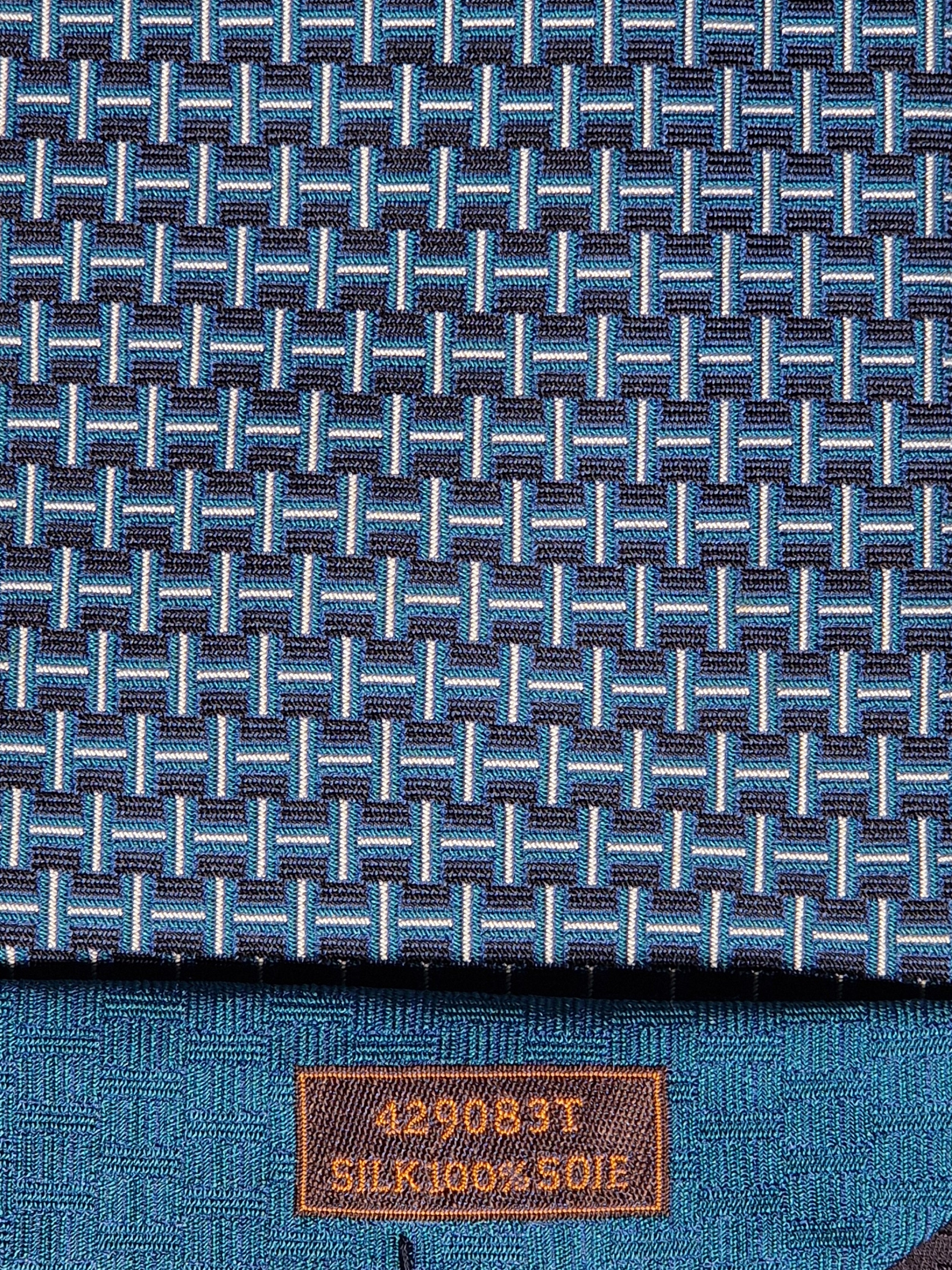 Hermès silk tie blue weight lifter and H pattern 429083 T