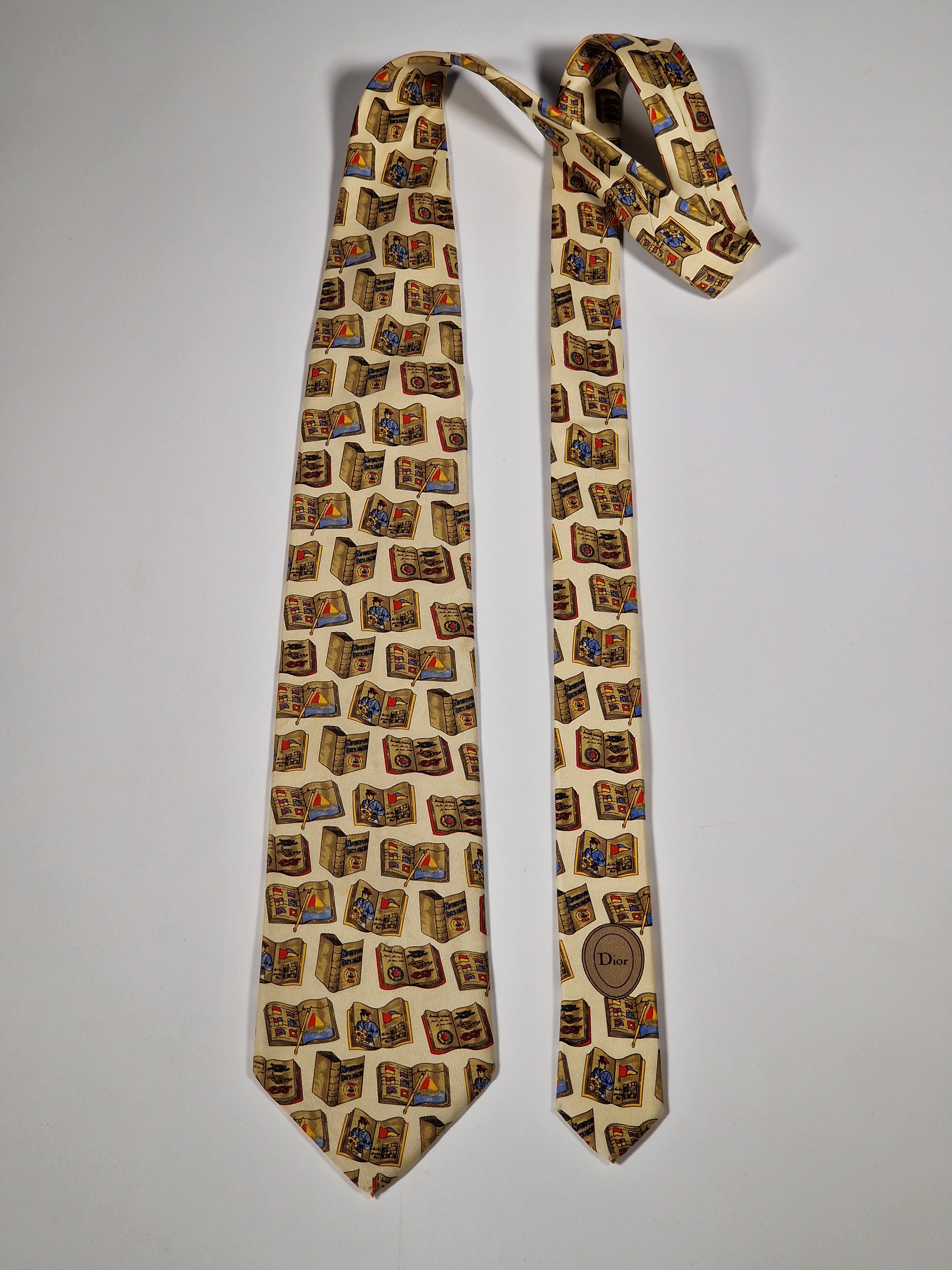 Dior tie