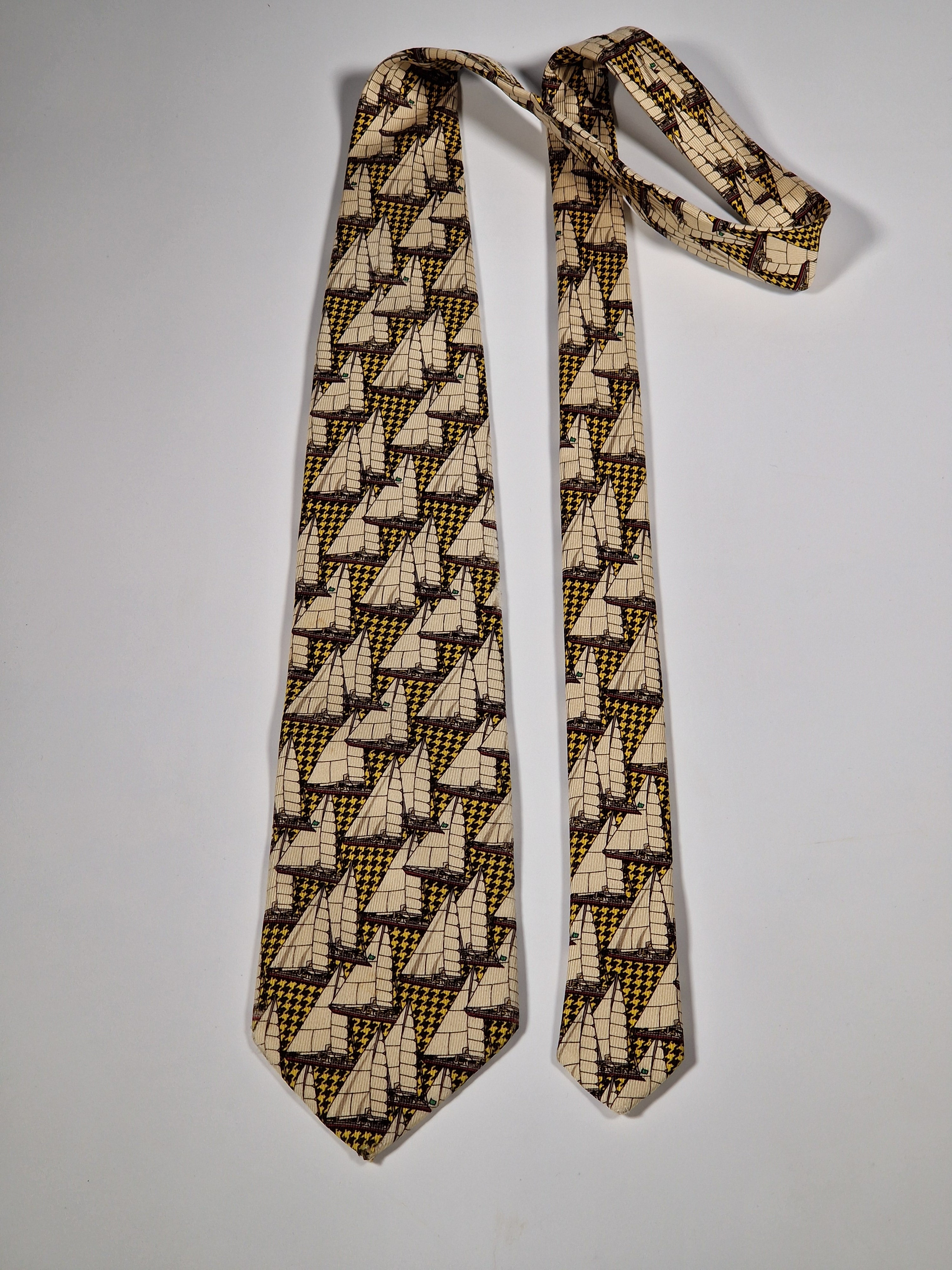 Dior tie