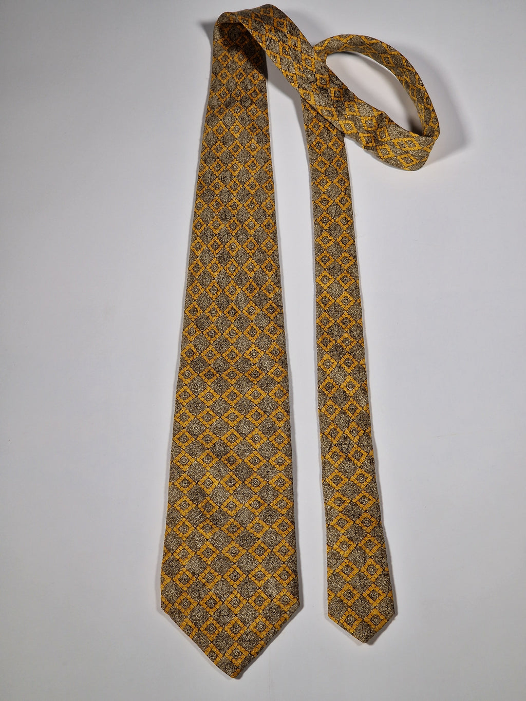 Dior tie