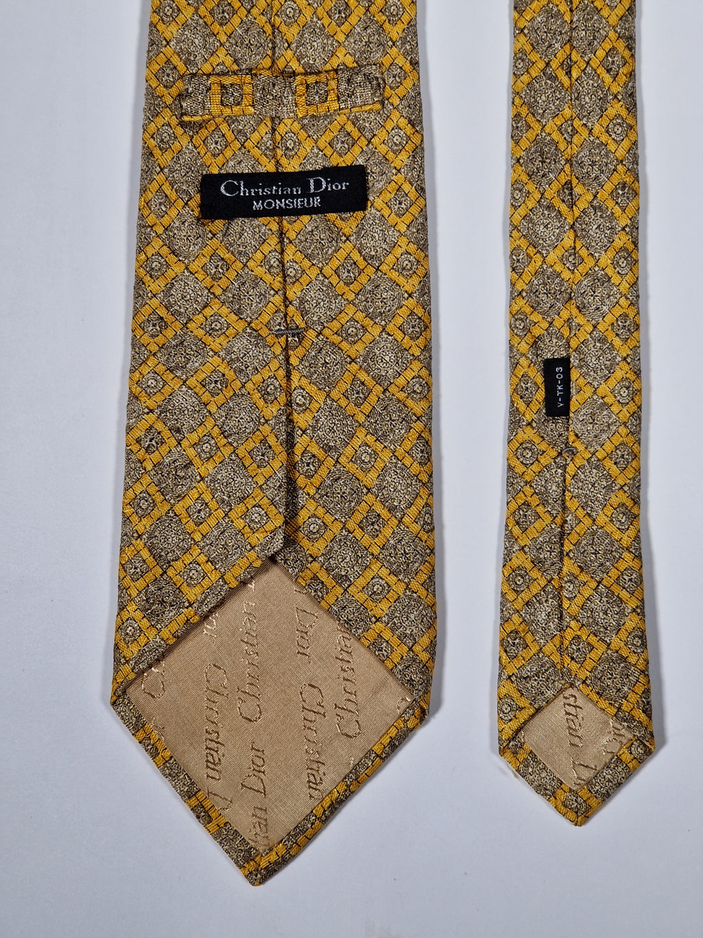Dior tie