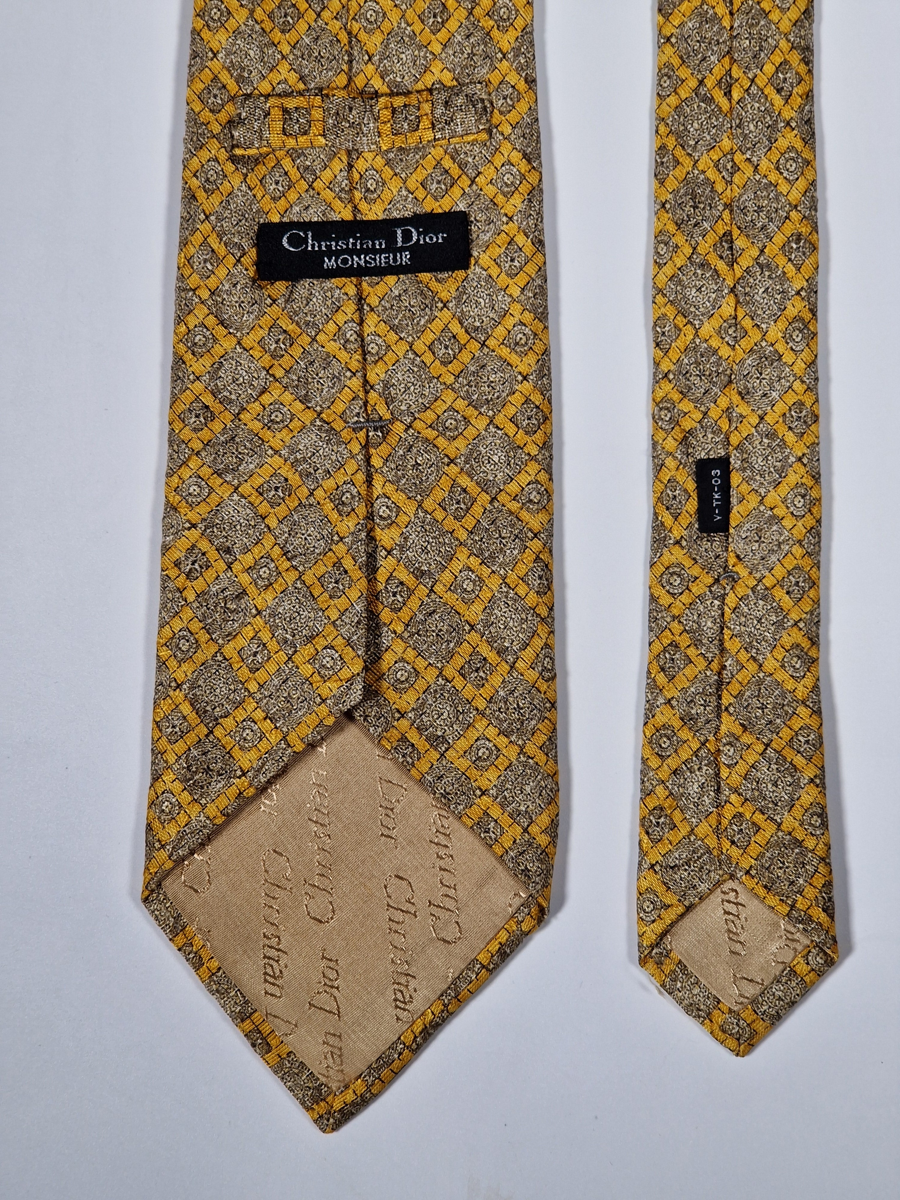 Dior tie
