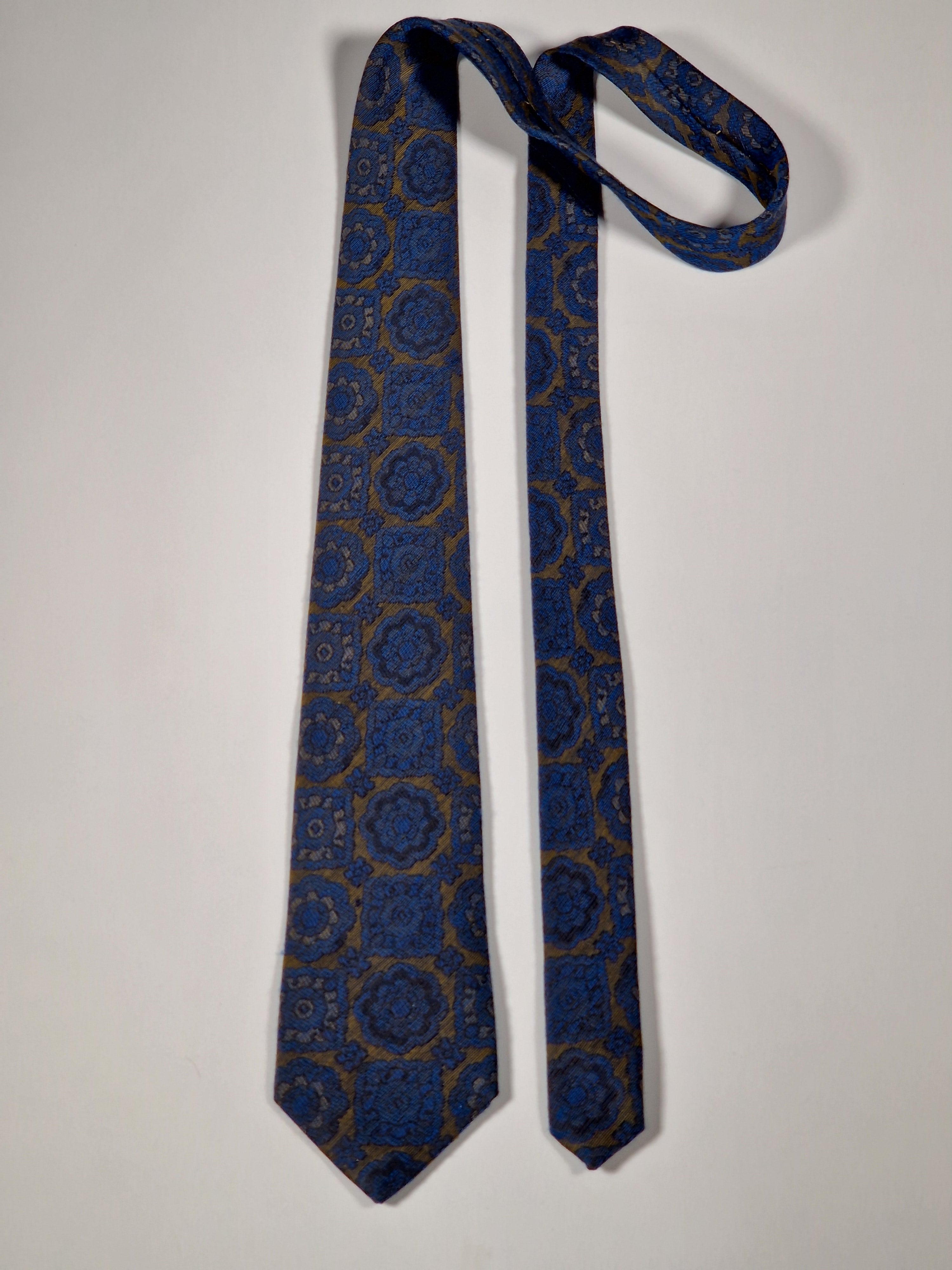 Dior tie