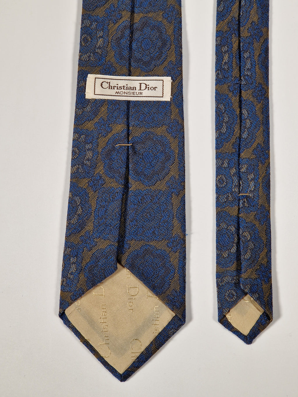 Dior tie