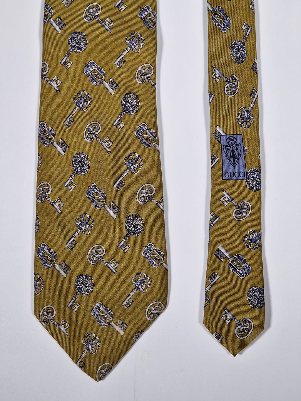 Gucci vintage tie