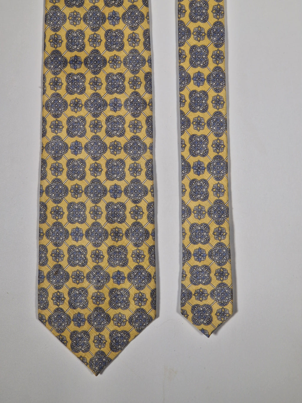 Yves Saint Lauren silk tie