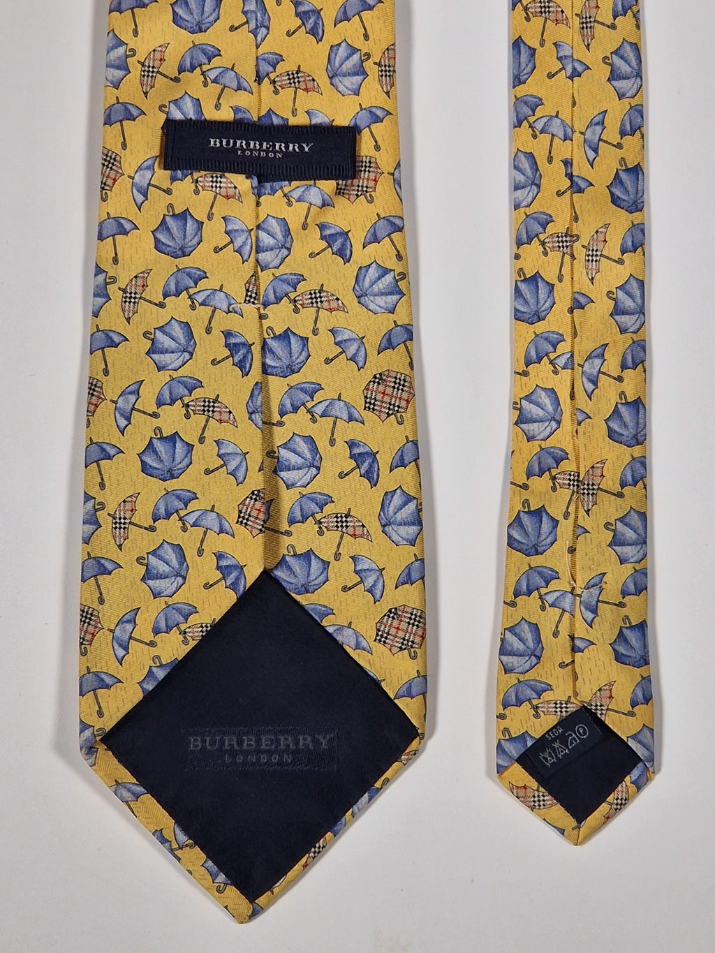 Burberry silk tie