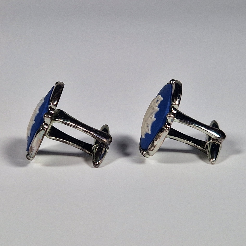 Wedgewood A pair of cufflinks