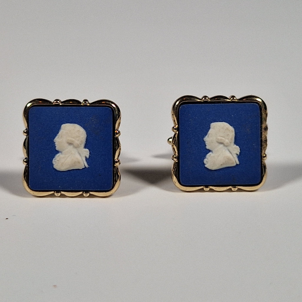 Wedgewood A pair of cufflinks