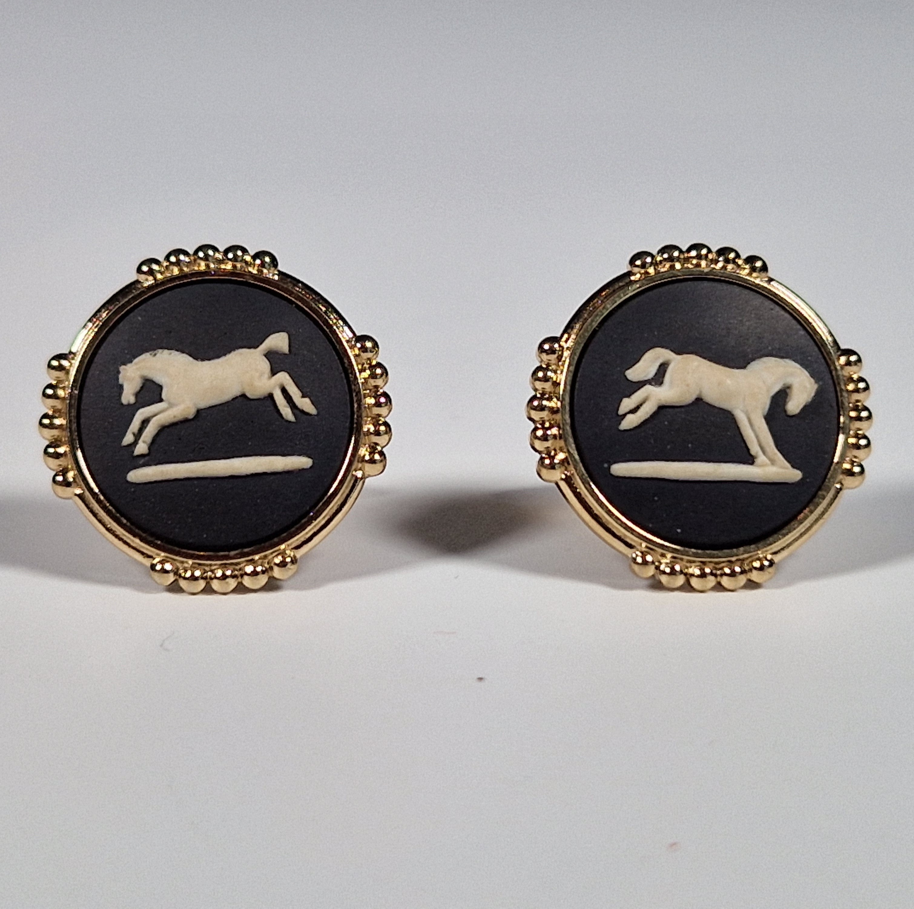Wedgewood A pair of cufflinks