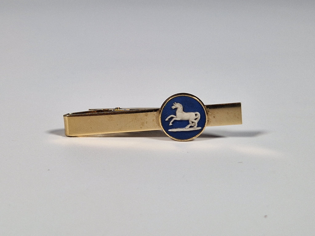 Wedgewood a tie pin
