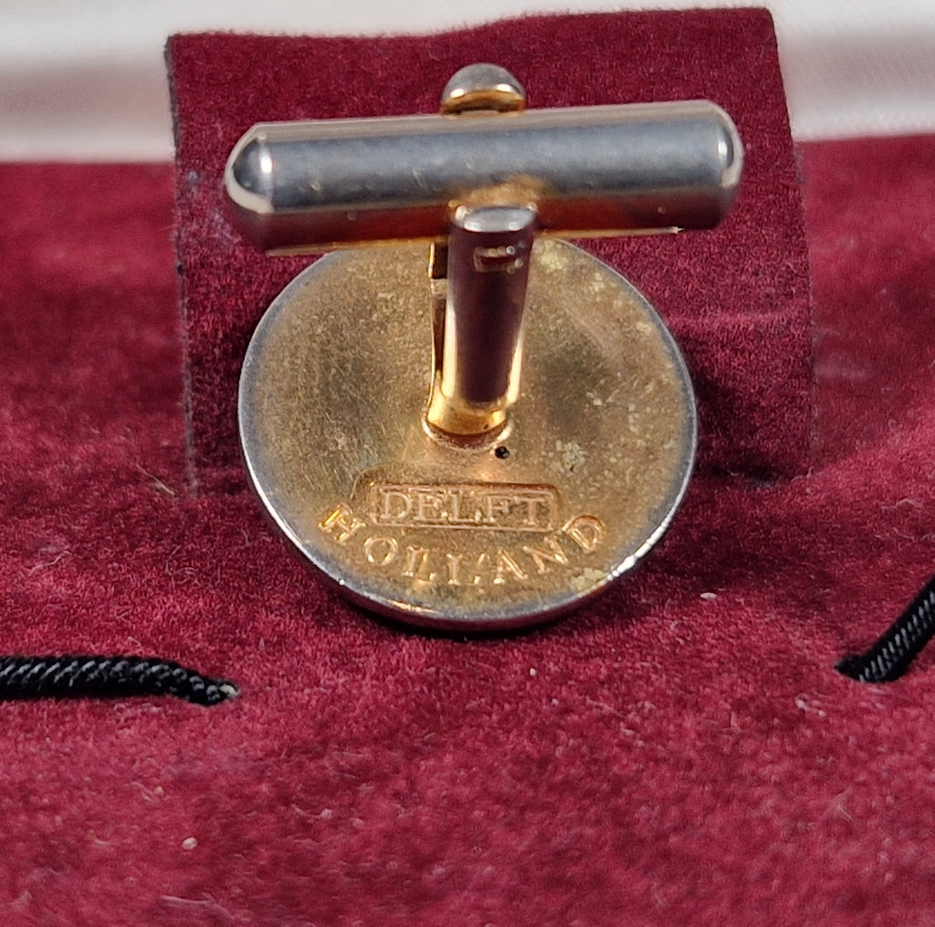 Swank Delft collection a pair of cufflinks and a tie pin with box