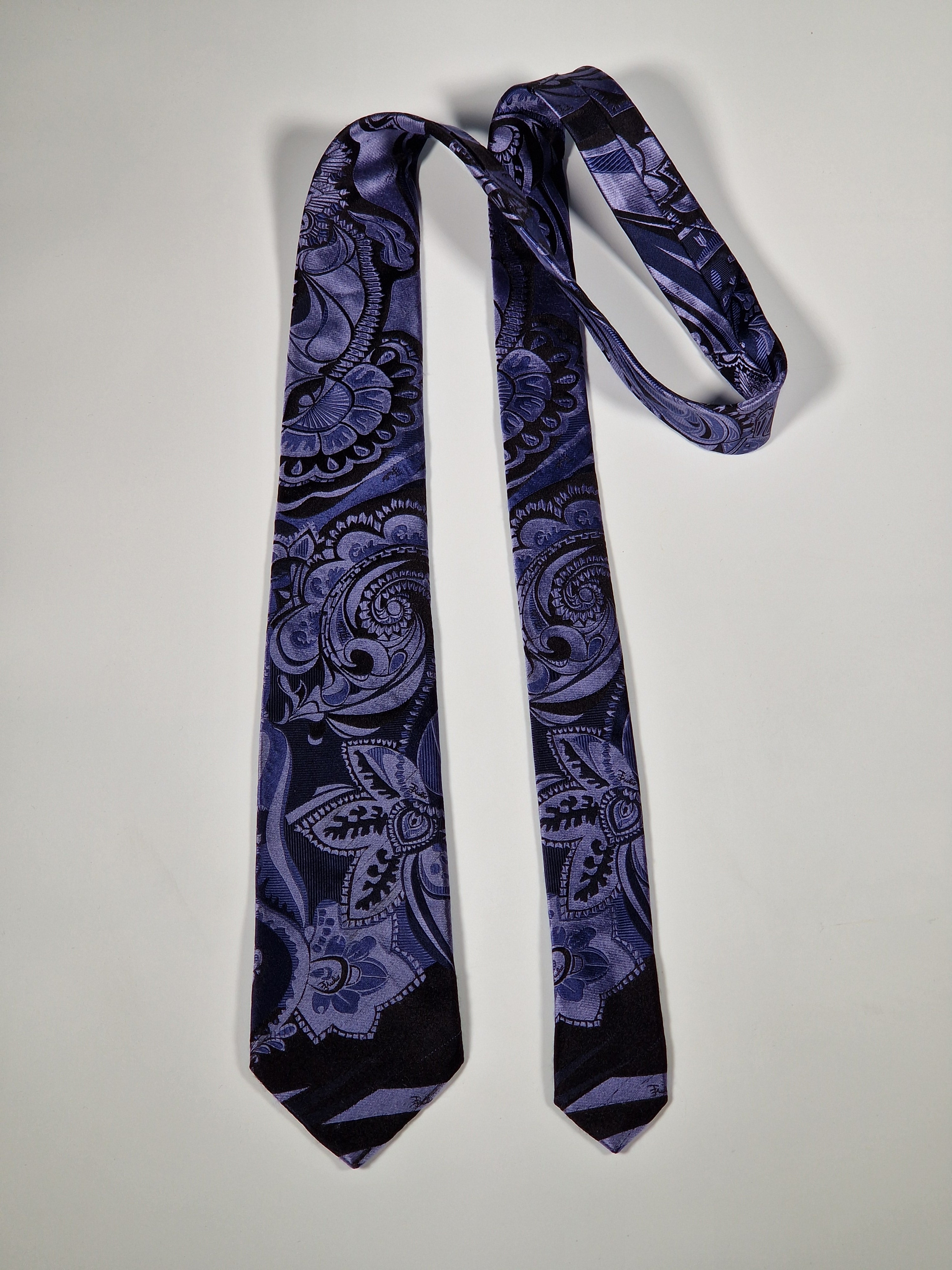 Emilio Pucci silk tie