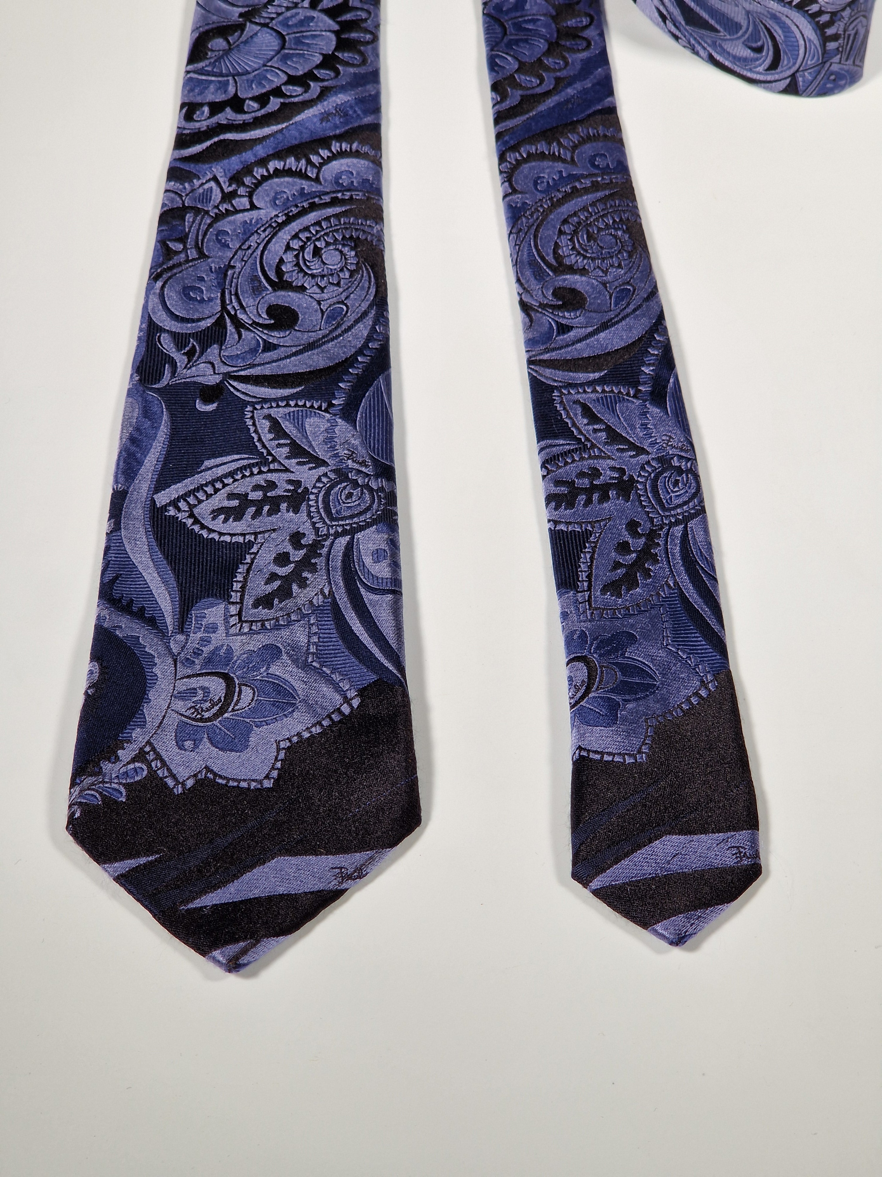 Emilio Pucci silk tie