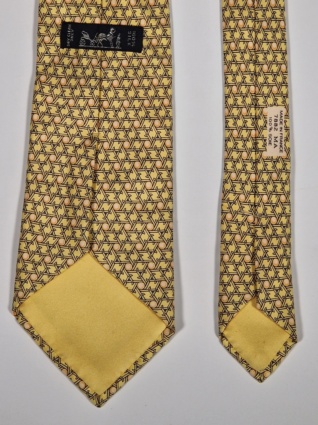007882 Hermès tie yellow geometrical pattern 7882 MA