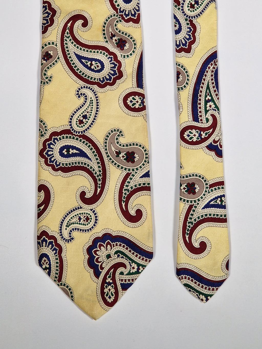 Brooks Brothers silk tie
