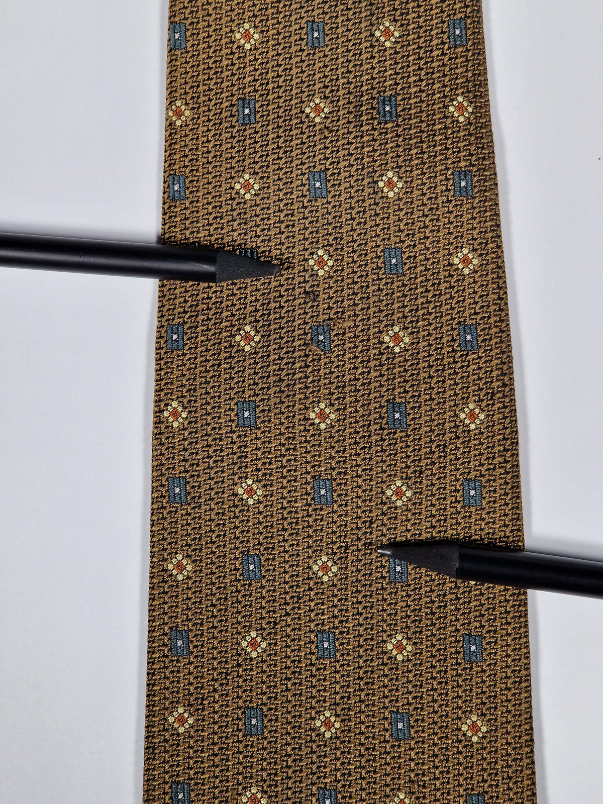 Burberry tie