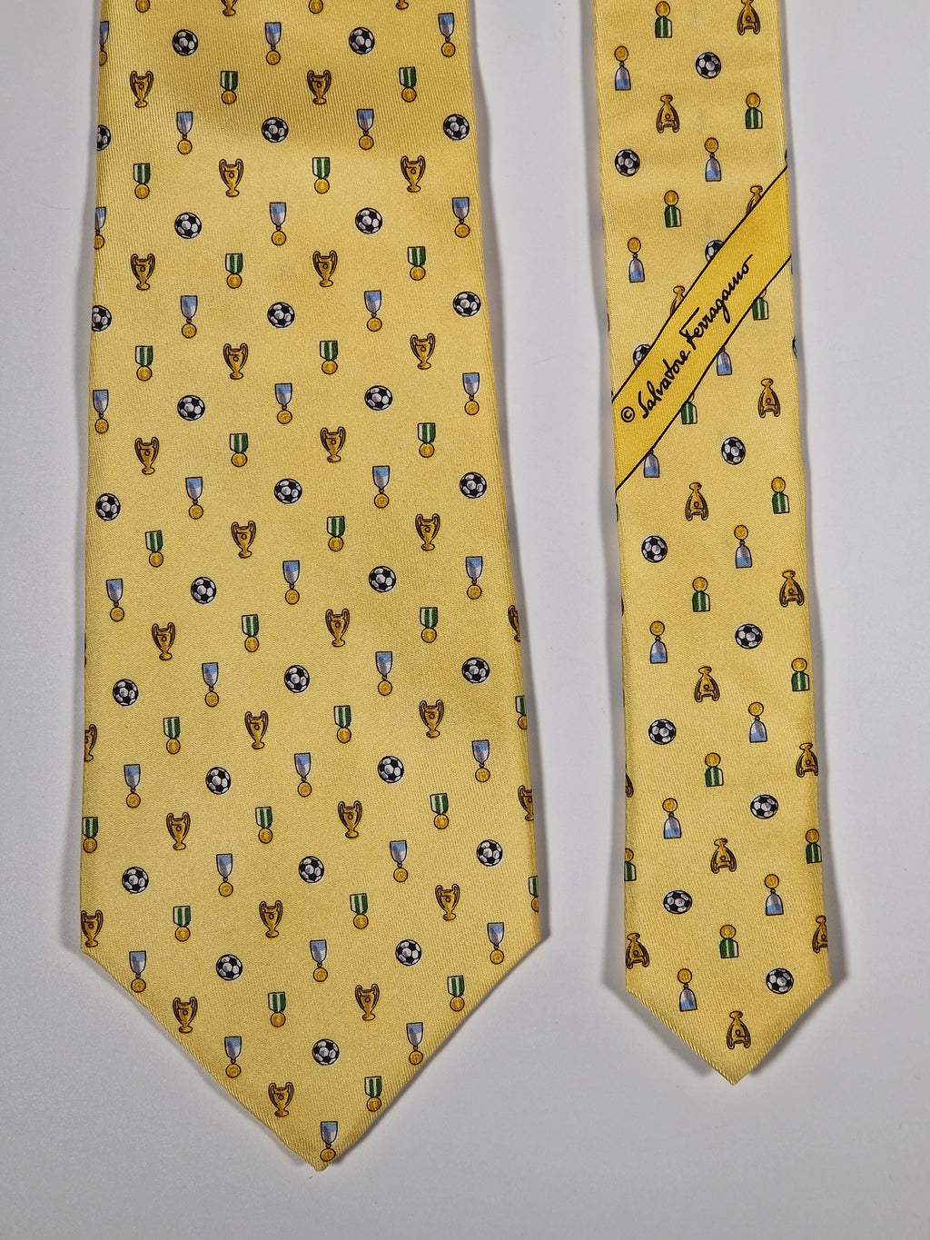 Salvatore Ferragamo tie