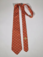 Chane vintage tie with chain.