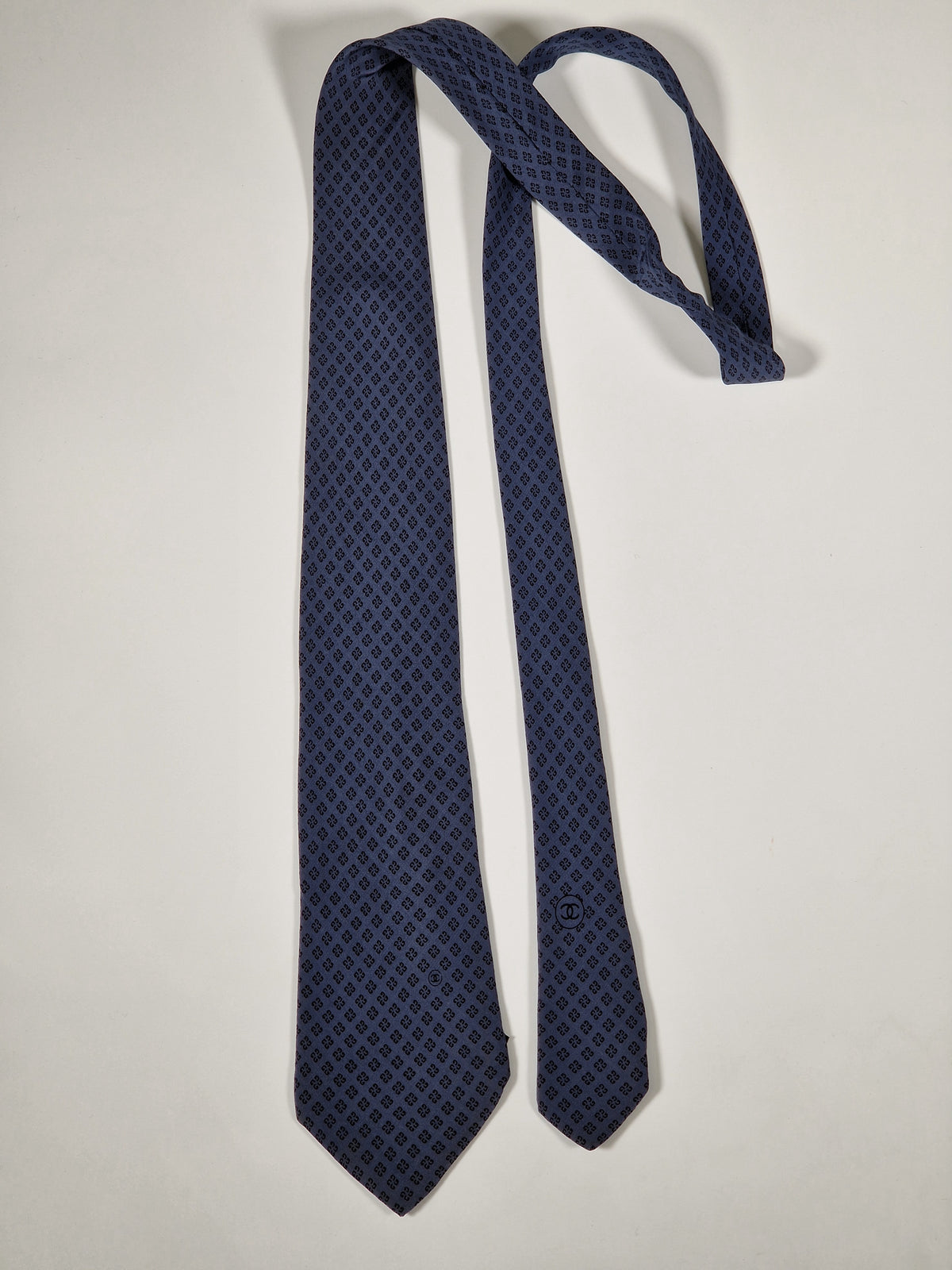 Chanel vintage tie