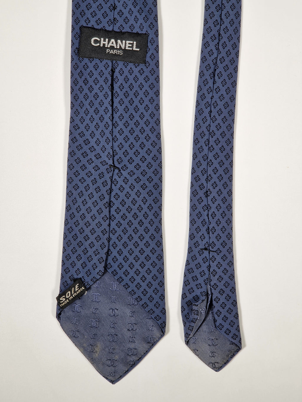 Chanel vintage tie