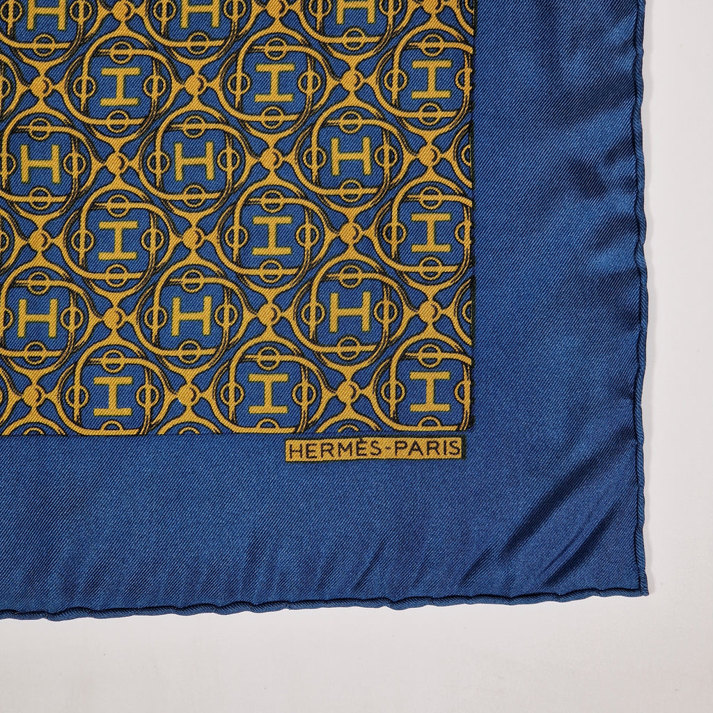 Hermes vintage petit carré 40