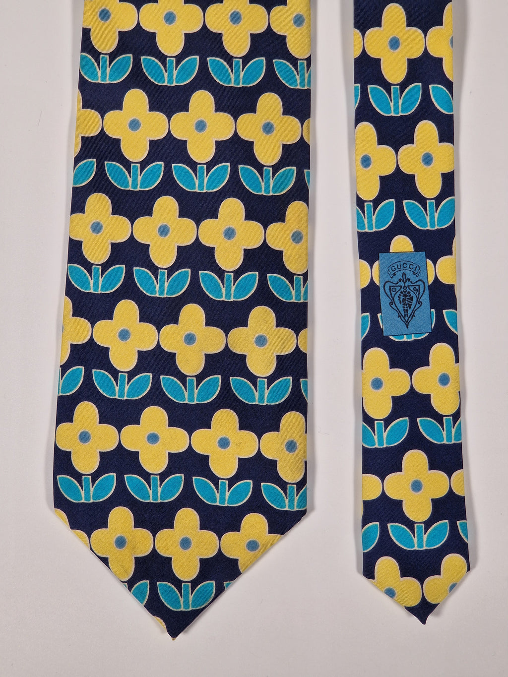 Gucci Vintage silk tie blue yellow flower pattern