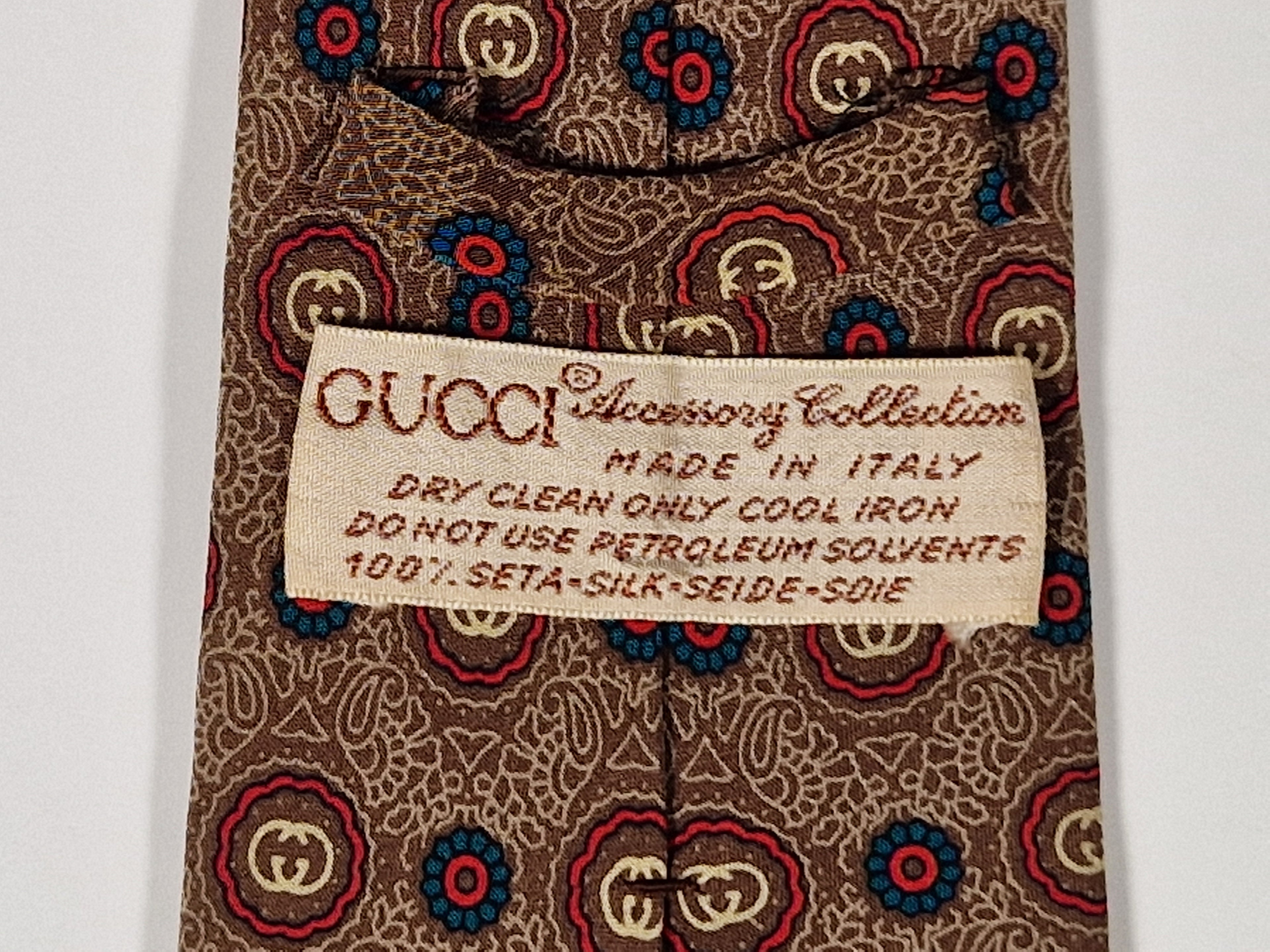 Gucci Vintage silk tie brown loggo flowers