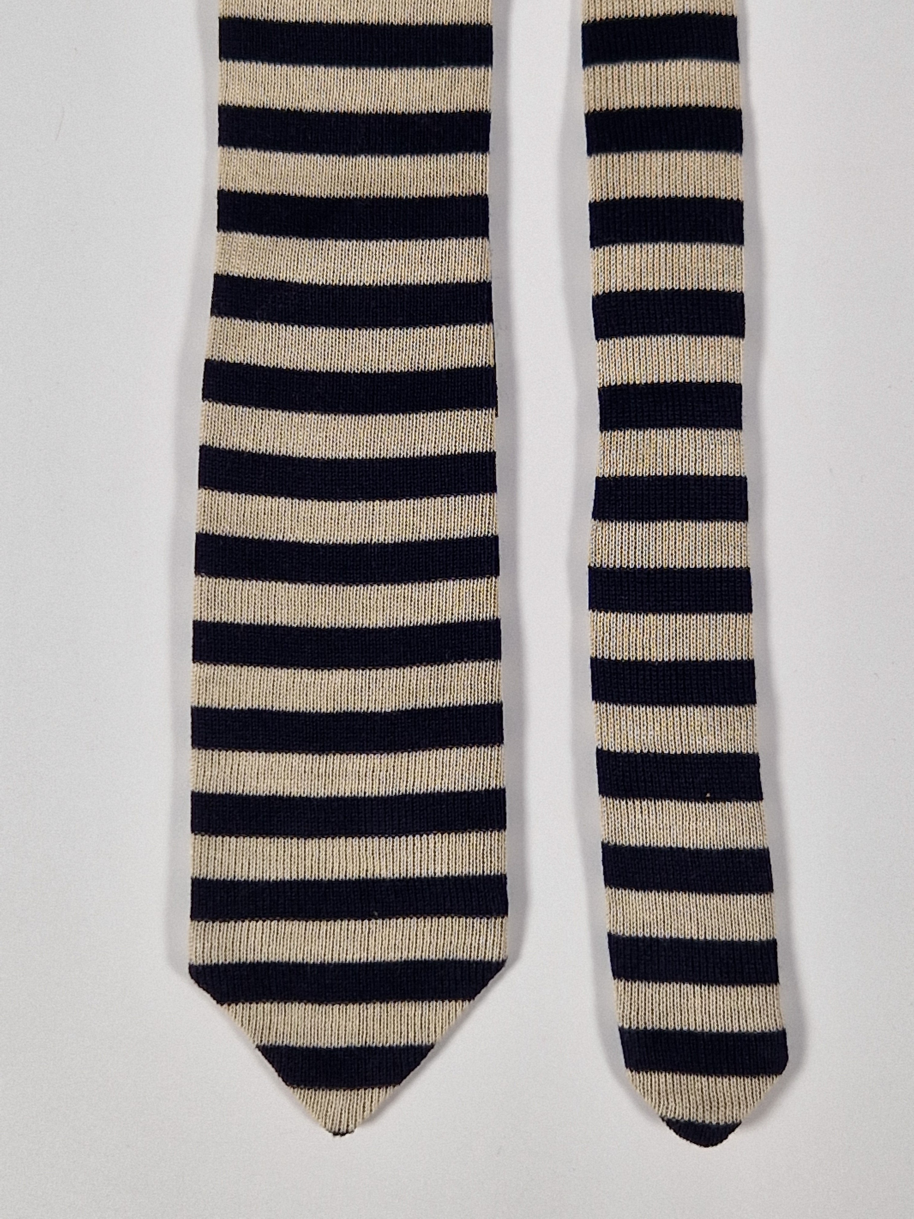 Gucci cotton tie striped black and white knitted