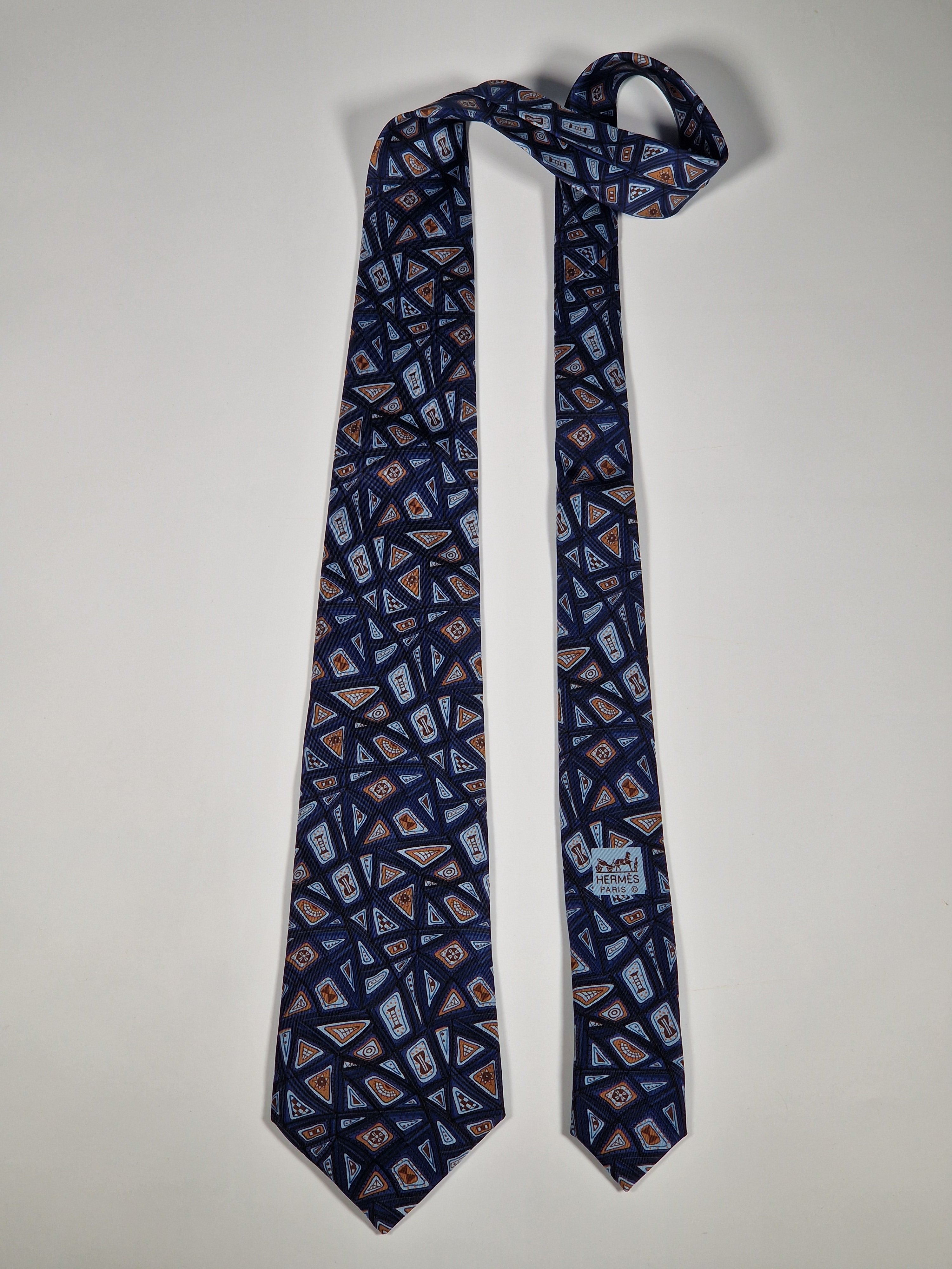 Hermés silk tie blue abstract print pattern 7657 TA with Box