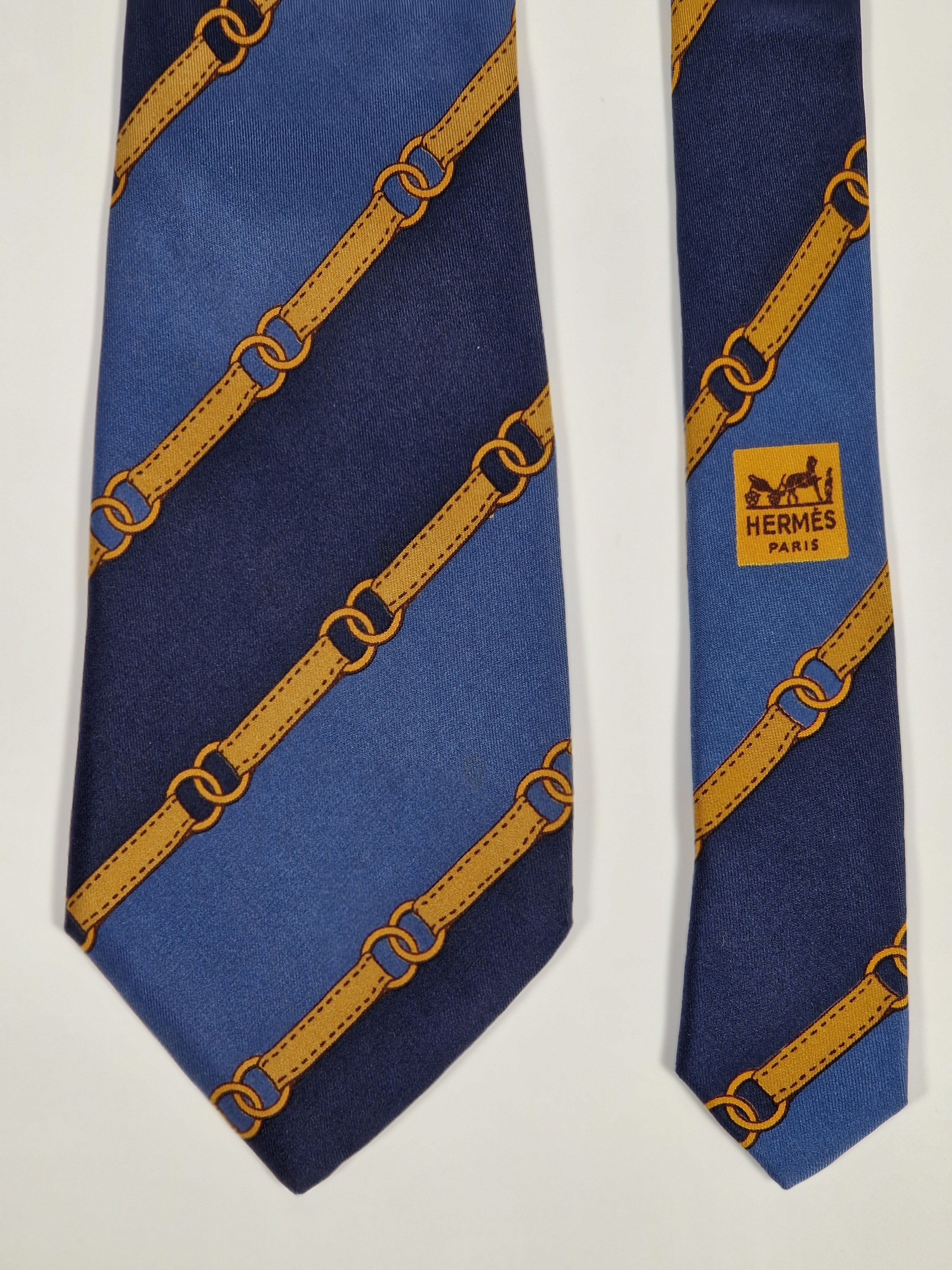 Hermés 152 TA Tie, Hermés wide vintage tie.