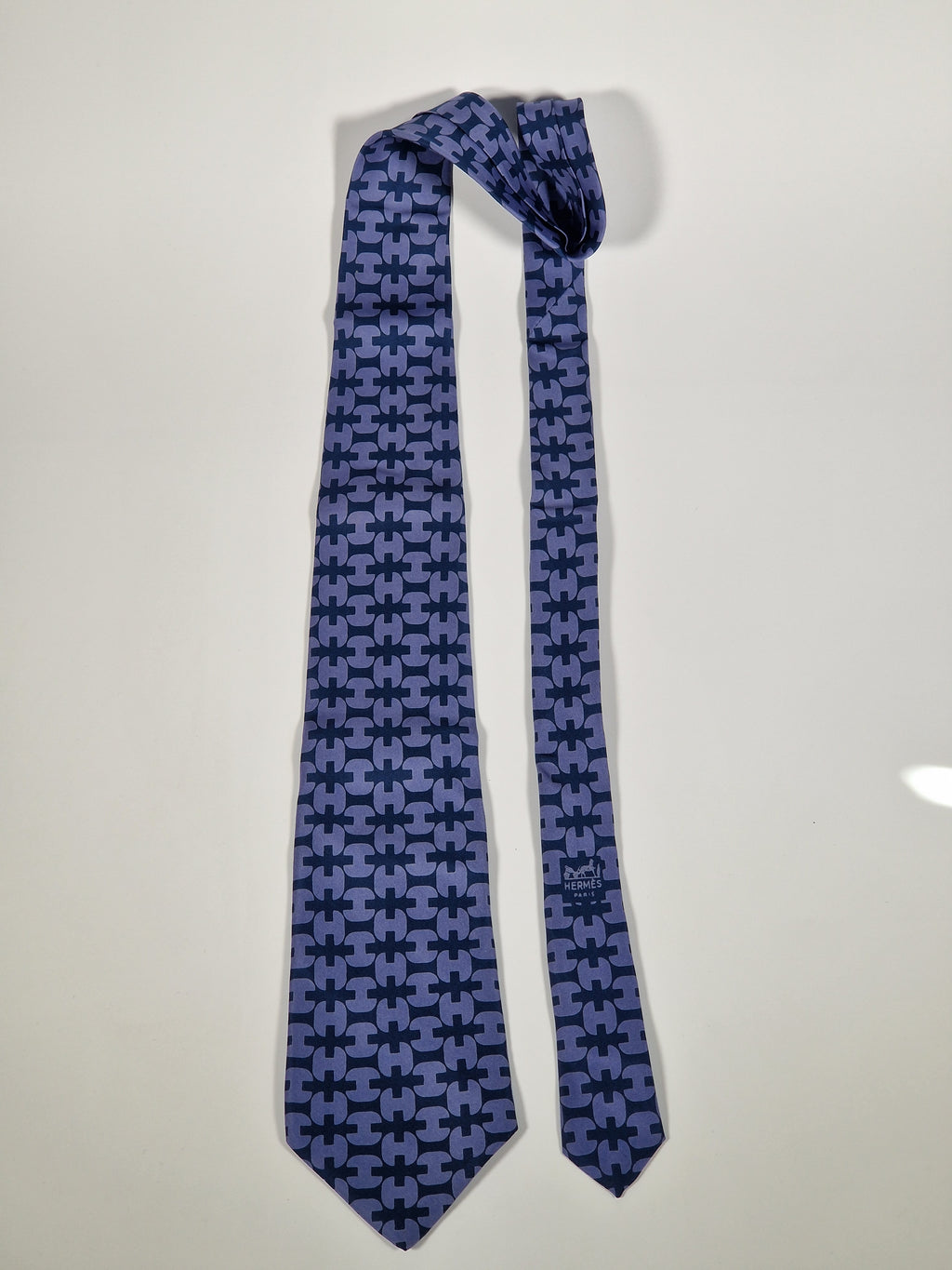 Hermés wide vintage silk tie H pattern 213 FA