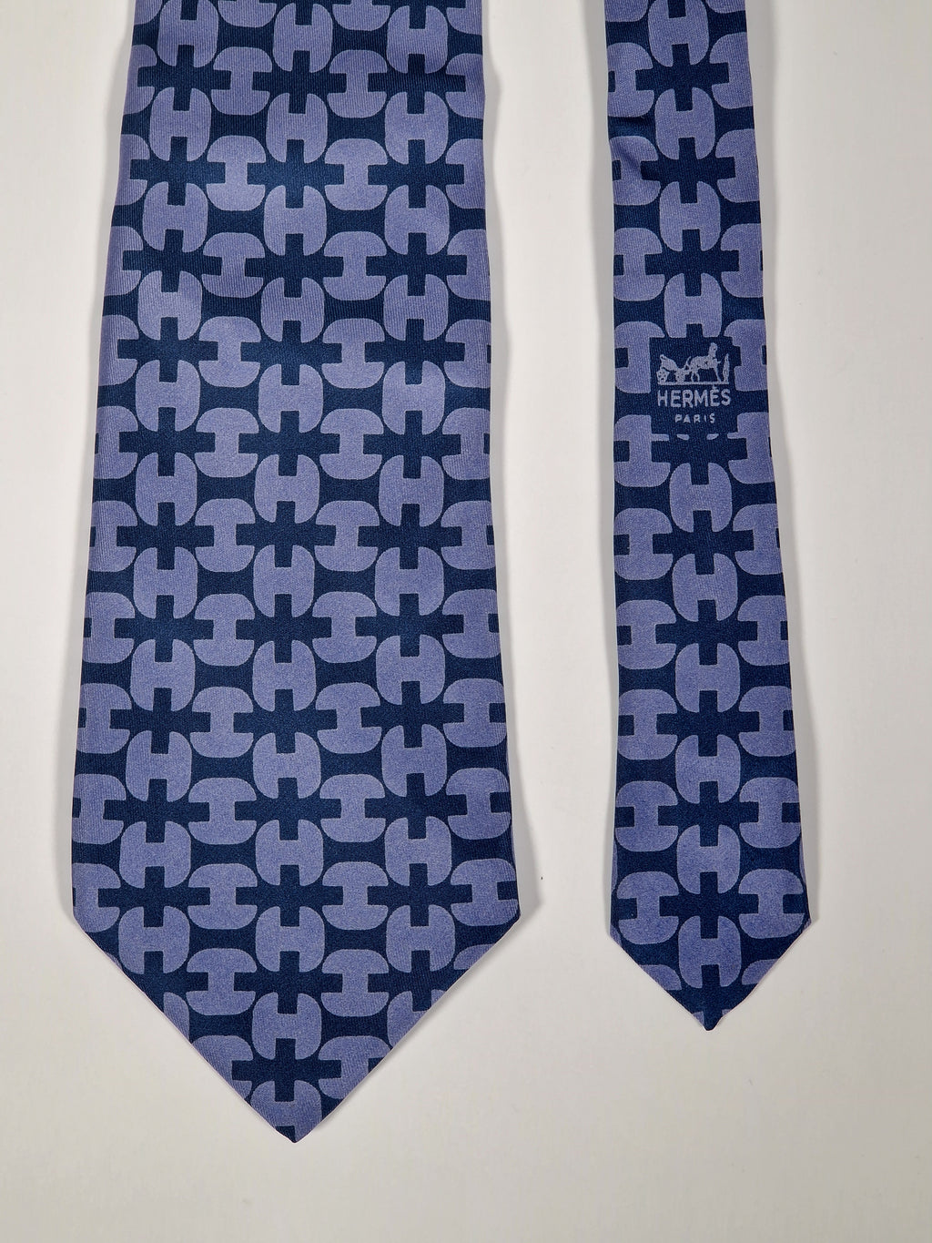 Hermés wide vintage silk tie H pattern 213 FA