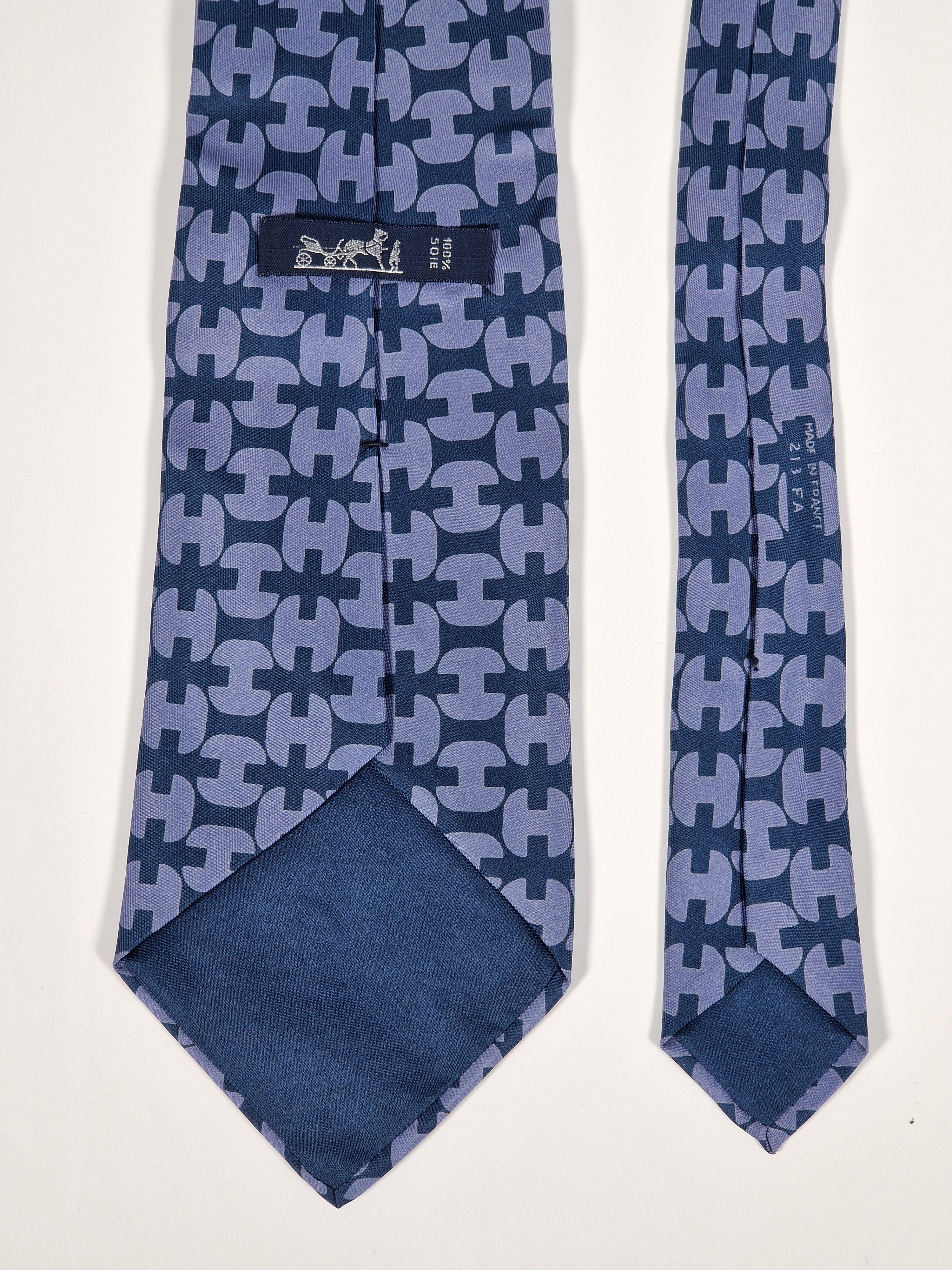 Hermés wide vintage silk tie H pattern 213 FA