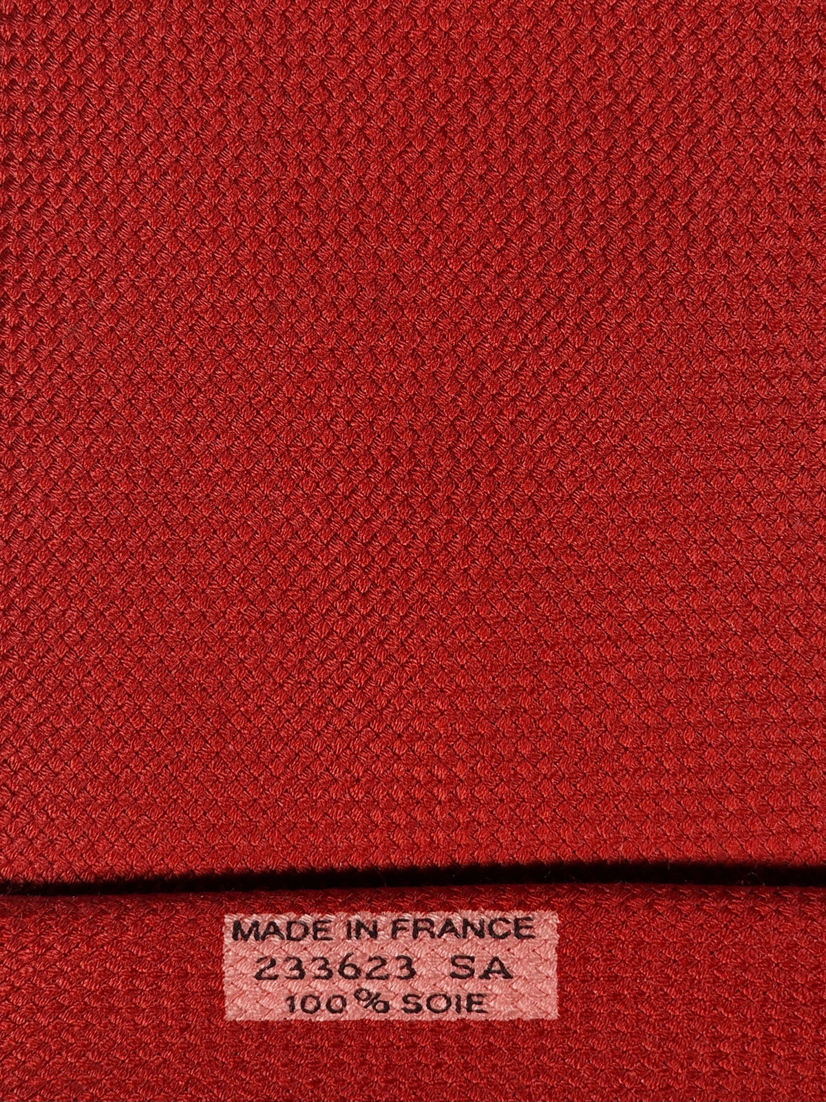 233623 Hermès tie red 233623 SA